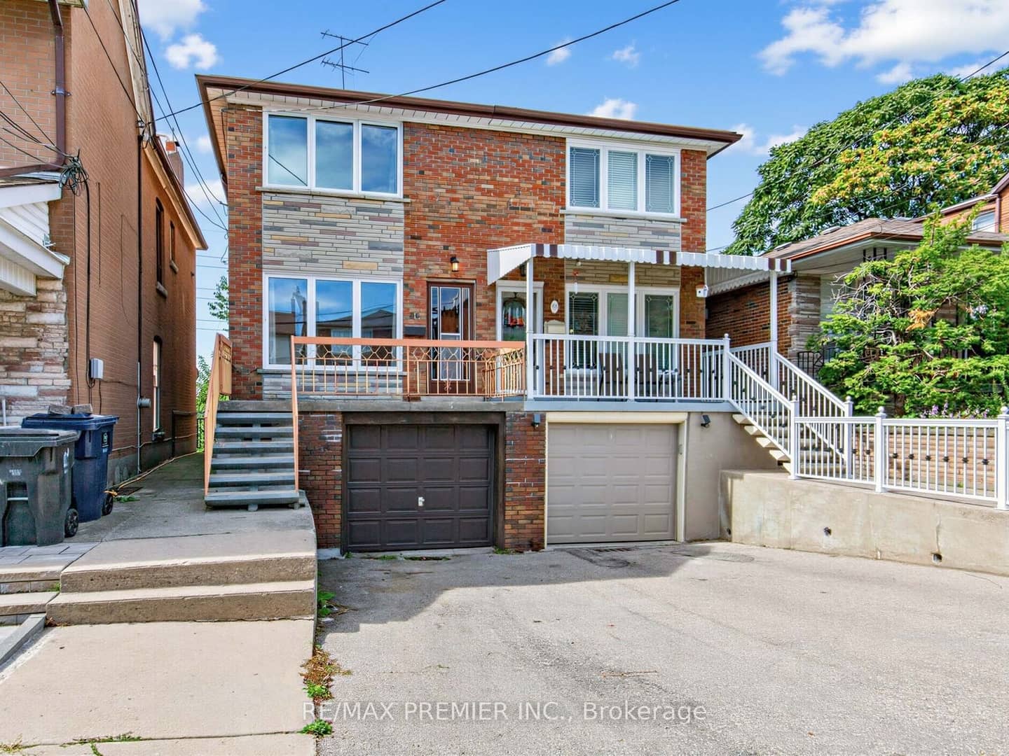 86 Gilbert Avenue, Toronto, ON M6E 4W1