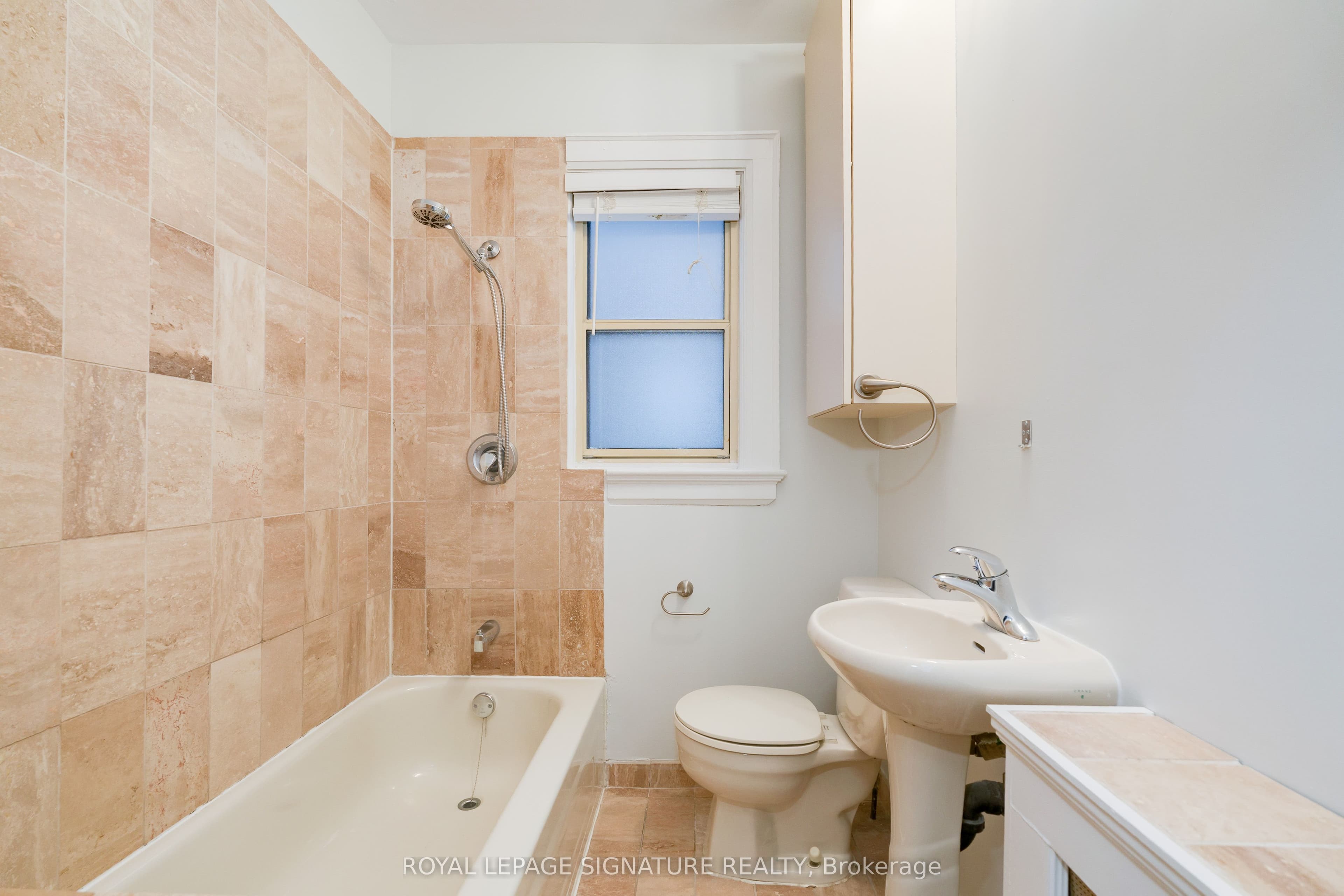 27 Hillsboro Avenue, Toronto, ON M5R 1S6