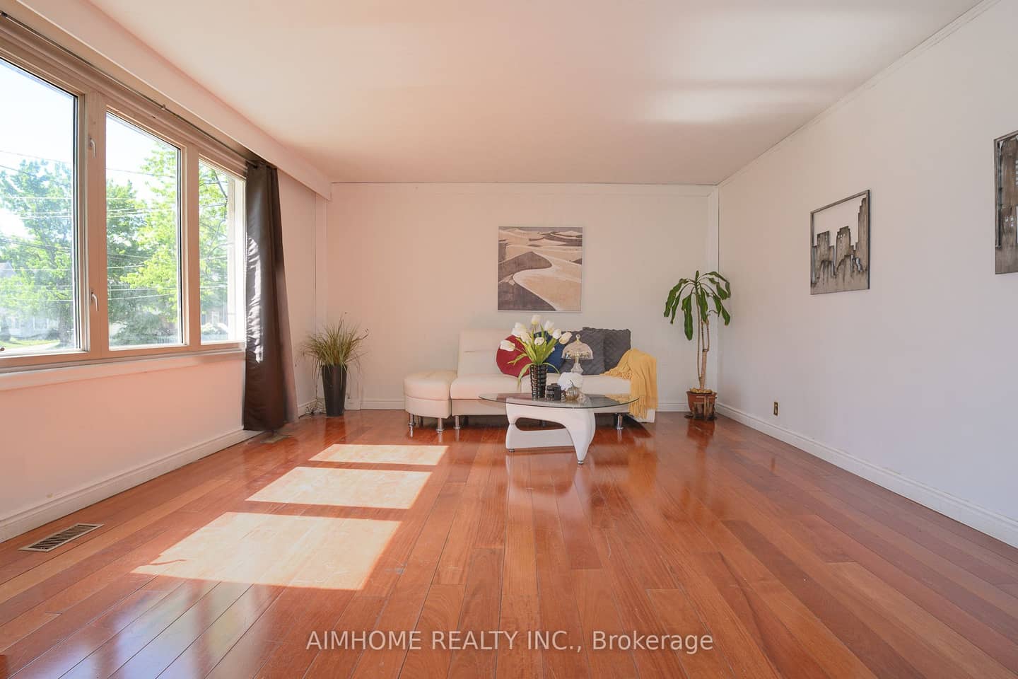 49 Bellefontaine Street, Toronto, ON M1S 1J6