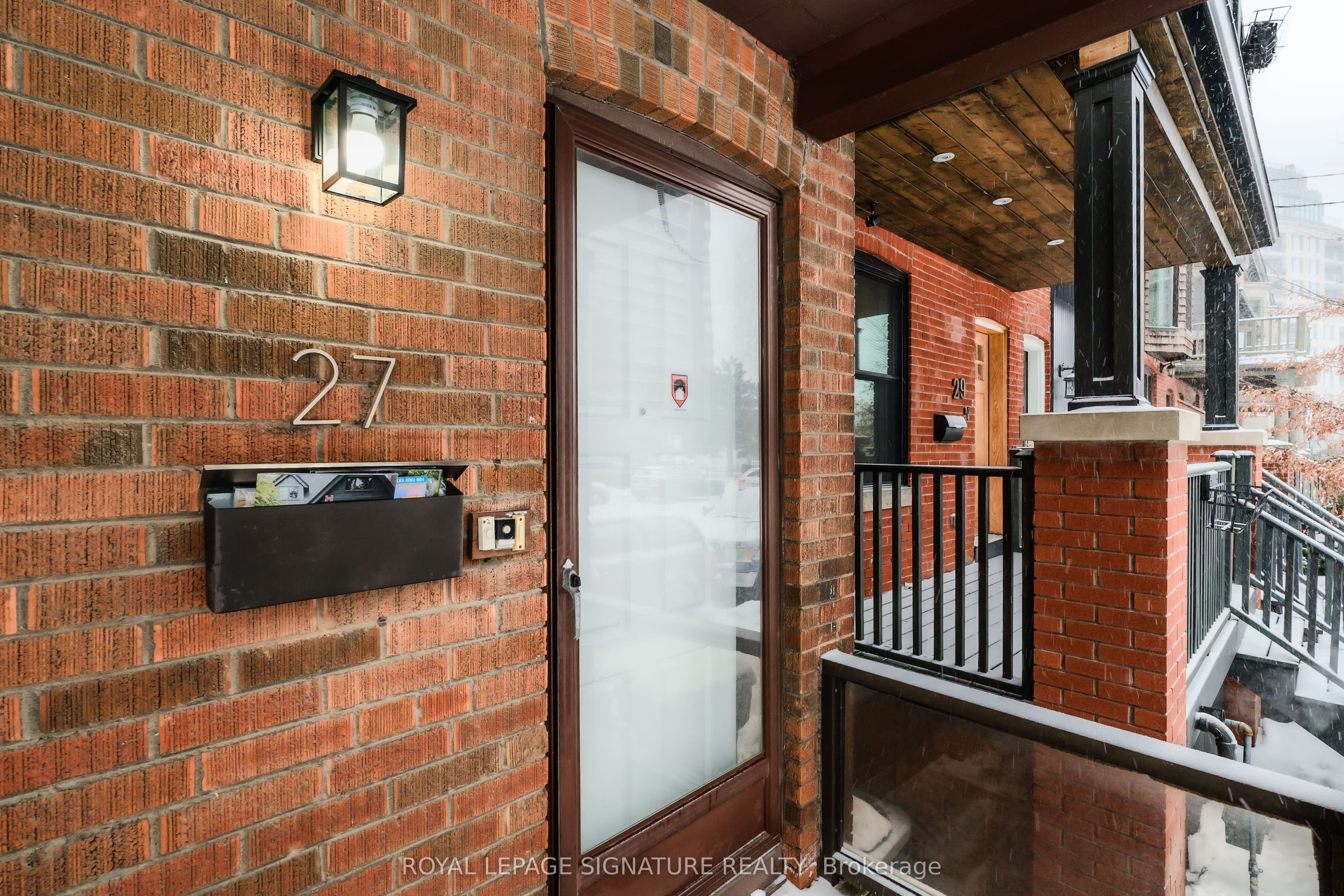 27 Hillsboro Avenue, Toronto, ON M5R 1S6