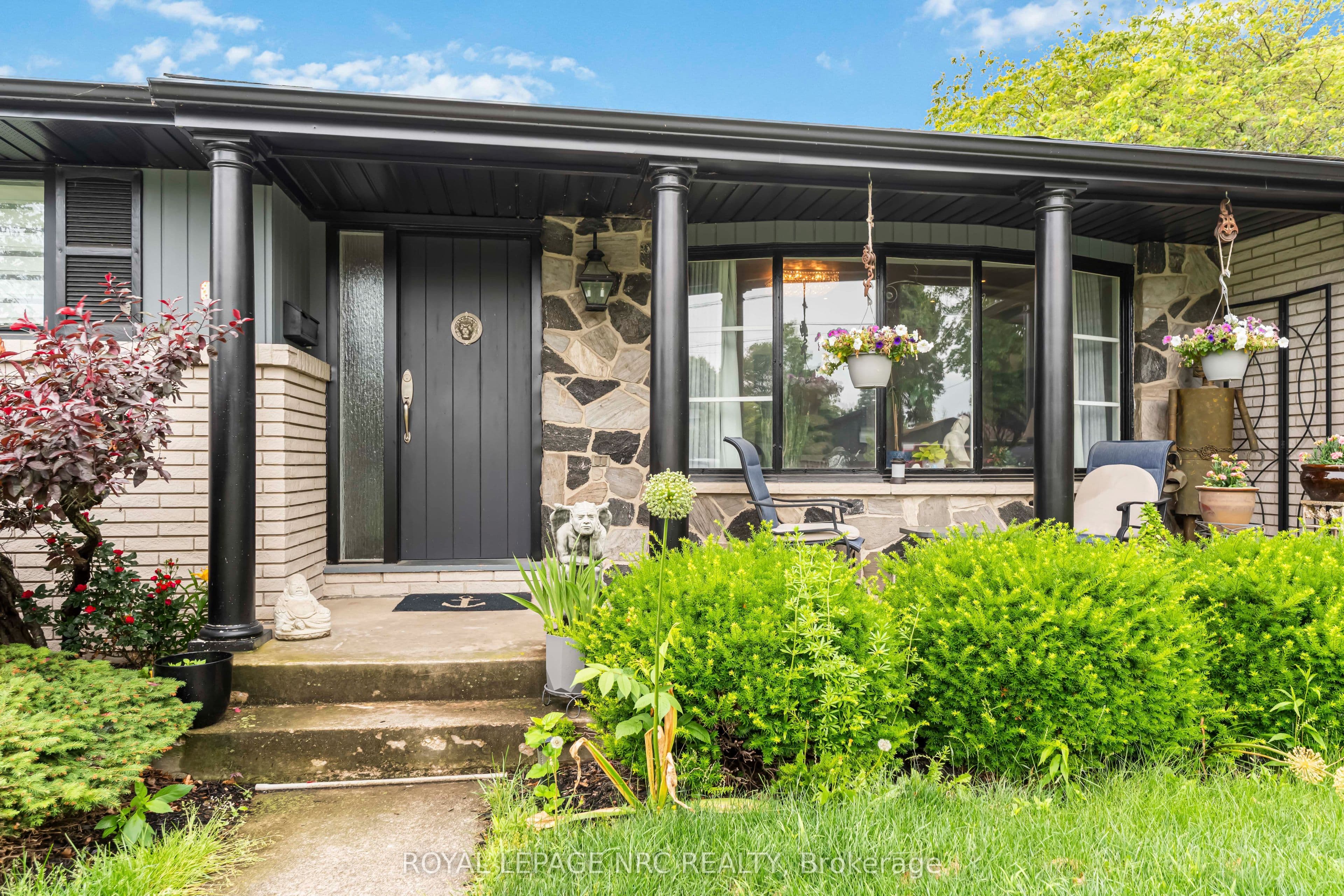 9 Cartier Drive, St. Catharines, ON L2M 2E5