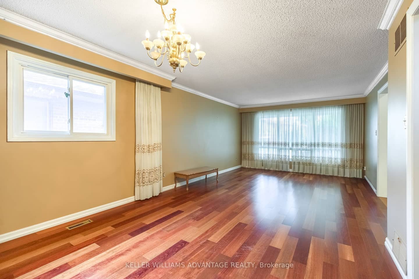 68 Fullerton Crescent, Markham, ON L3R 3G5