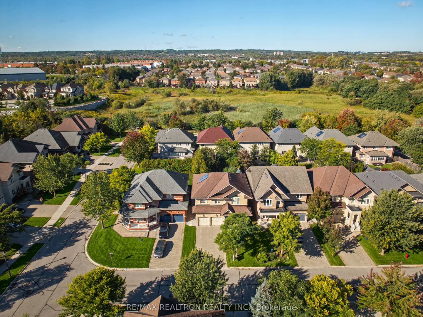 1158 Quaker Trail, Newmarket, ON L3X 3E2