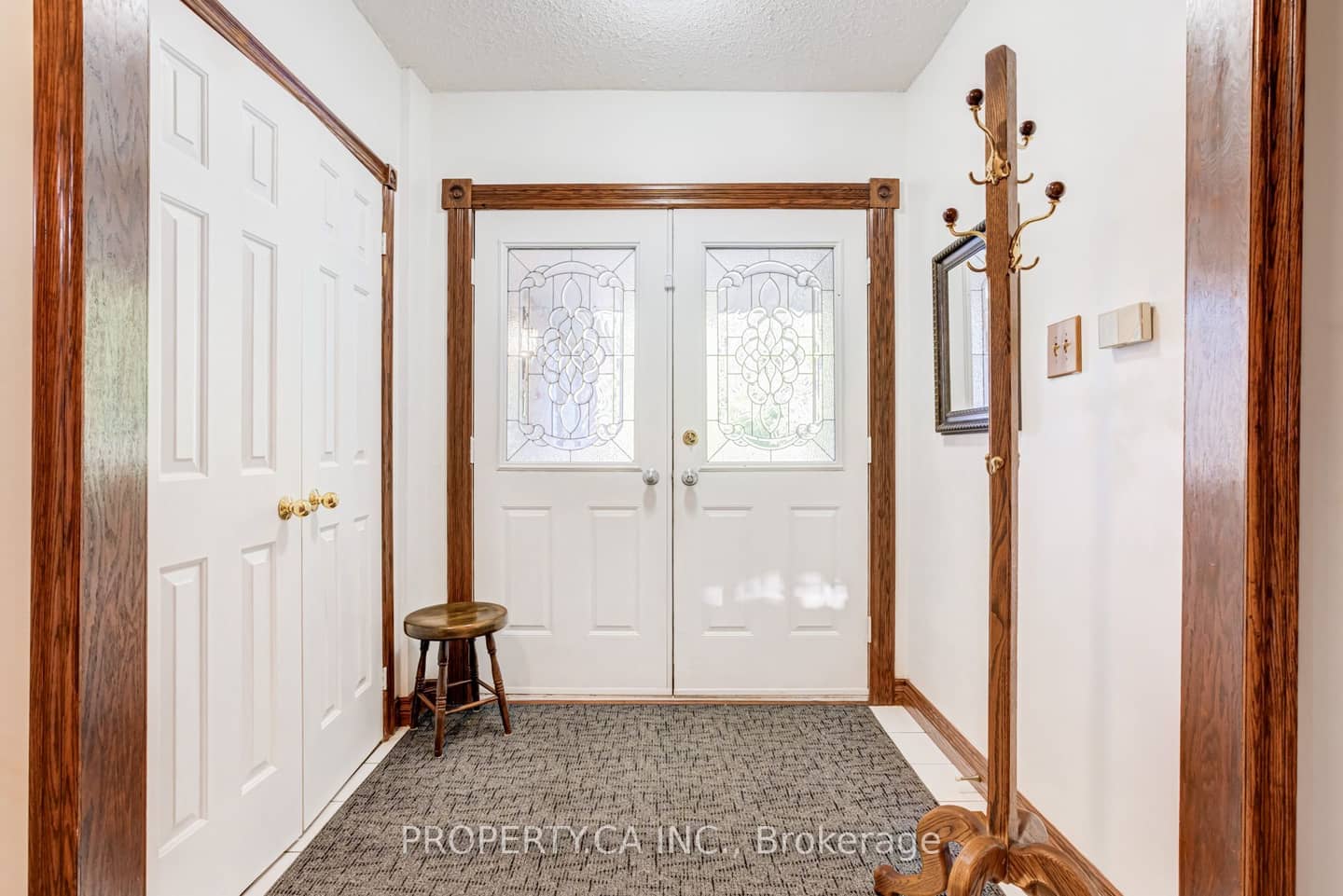 411 Freeman Crescent, Oakville, ON L6H 4R4