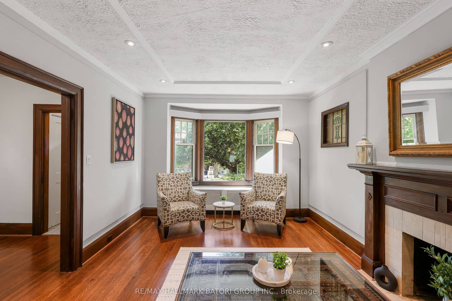 430 Roselawn Avenue, Toronto, ON M5N 1J8
