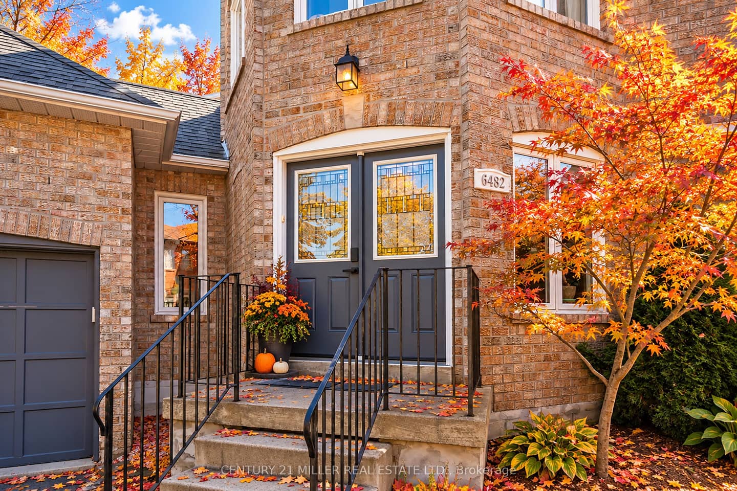 6482 Tenth Line W, Mississauga, ON L5N 5T7