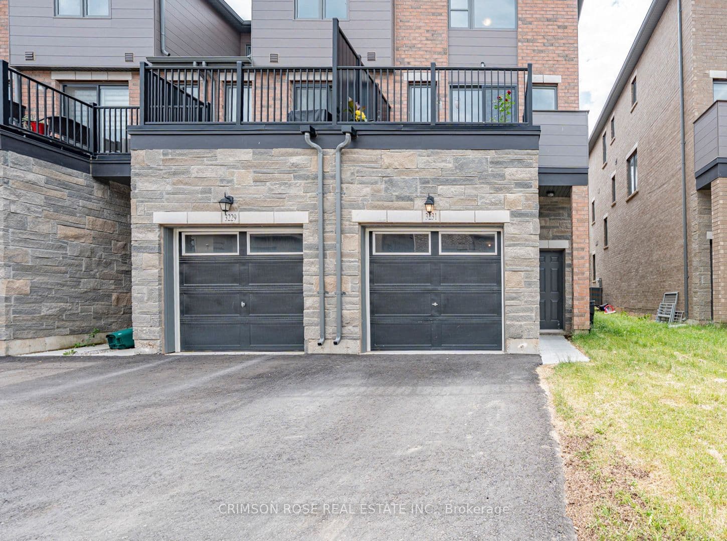 3231 Sixth Line, Oakville, ON L6H 0V9