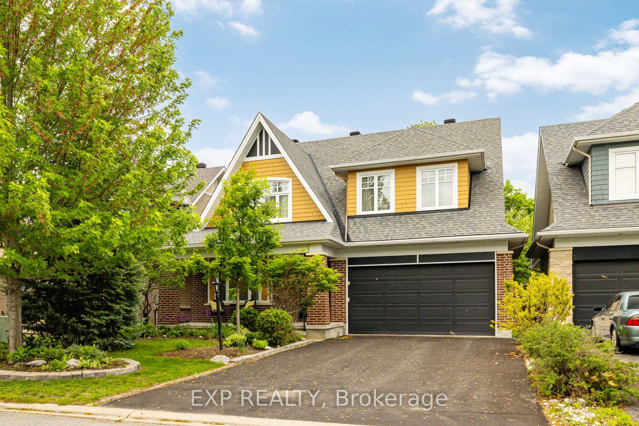 36 Oakbriar Crescent, Barrhaven, ON K2J 5G1
