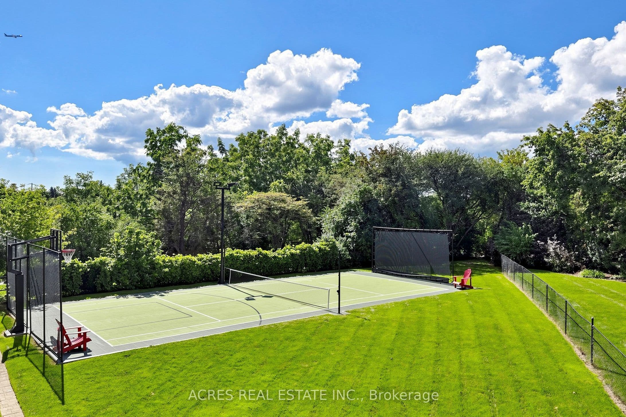 30 Casper Crescent, Brampton, ON L6W 4N2