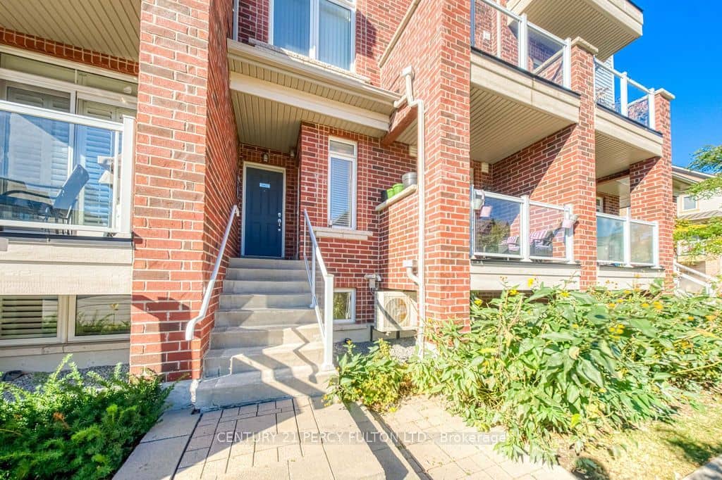 2604 William Jackson Drive 84, Pickering, ON L1X 0E4
