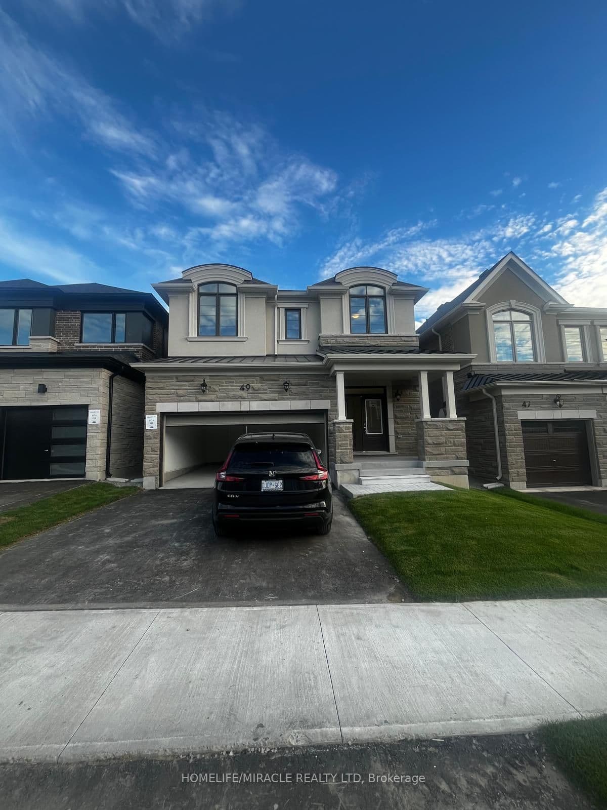 49 Gretzky Avenue, Barrie, ON L9J 1B1