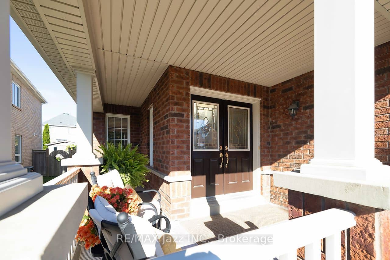 1546 Rorison Street, Oshawa, ON L1K 0K1