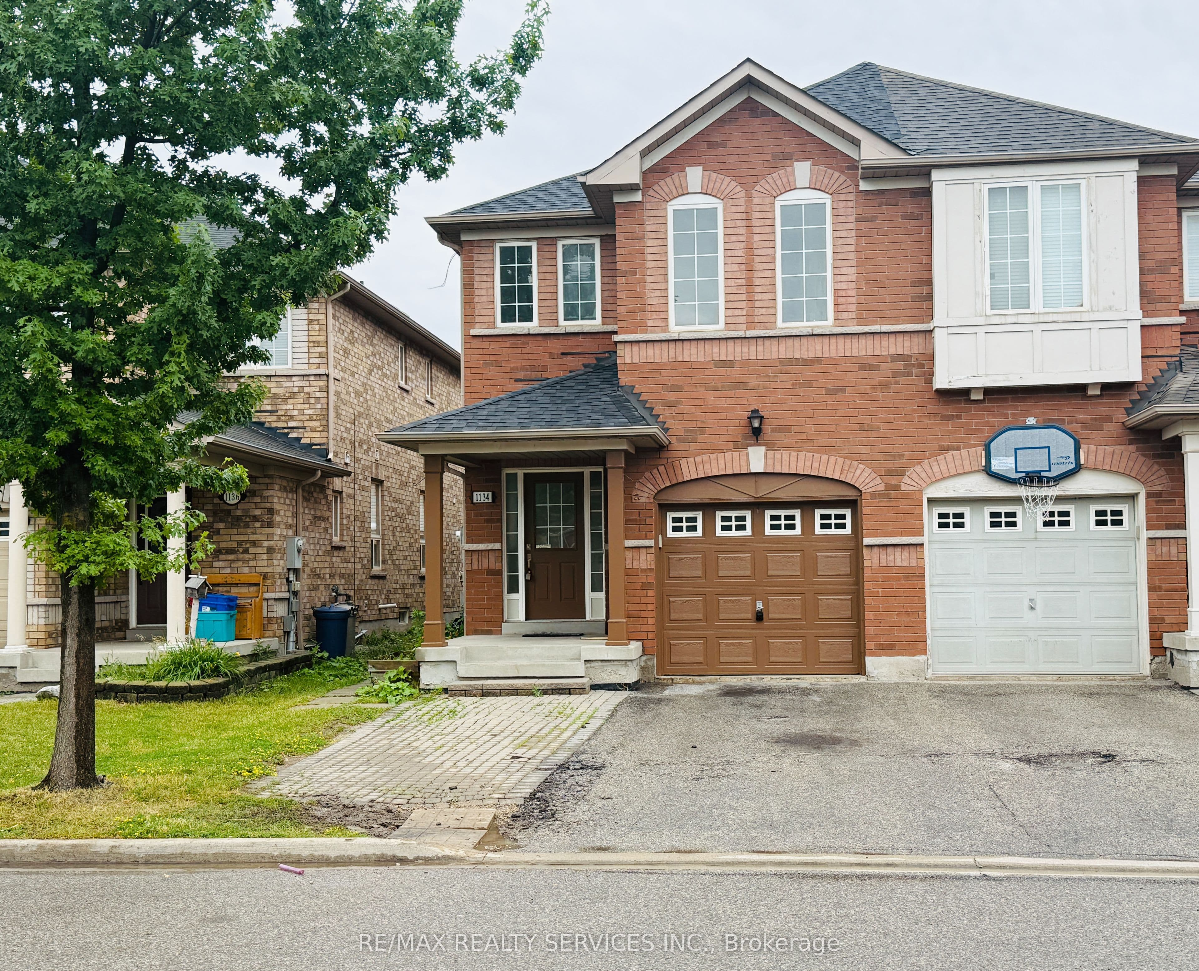1134 Houston Drive, Milton, ON L9T 6E8