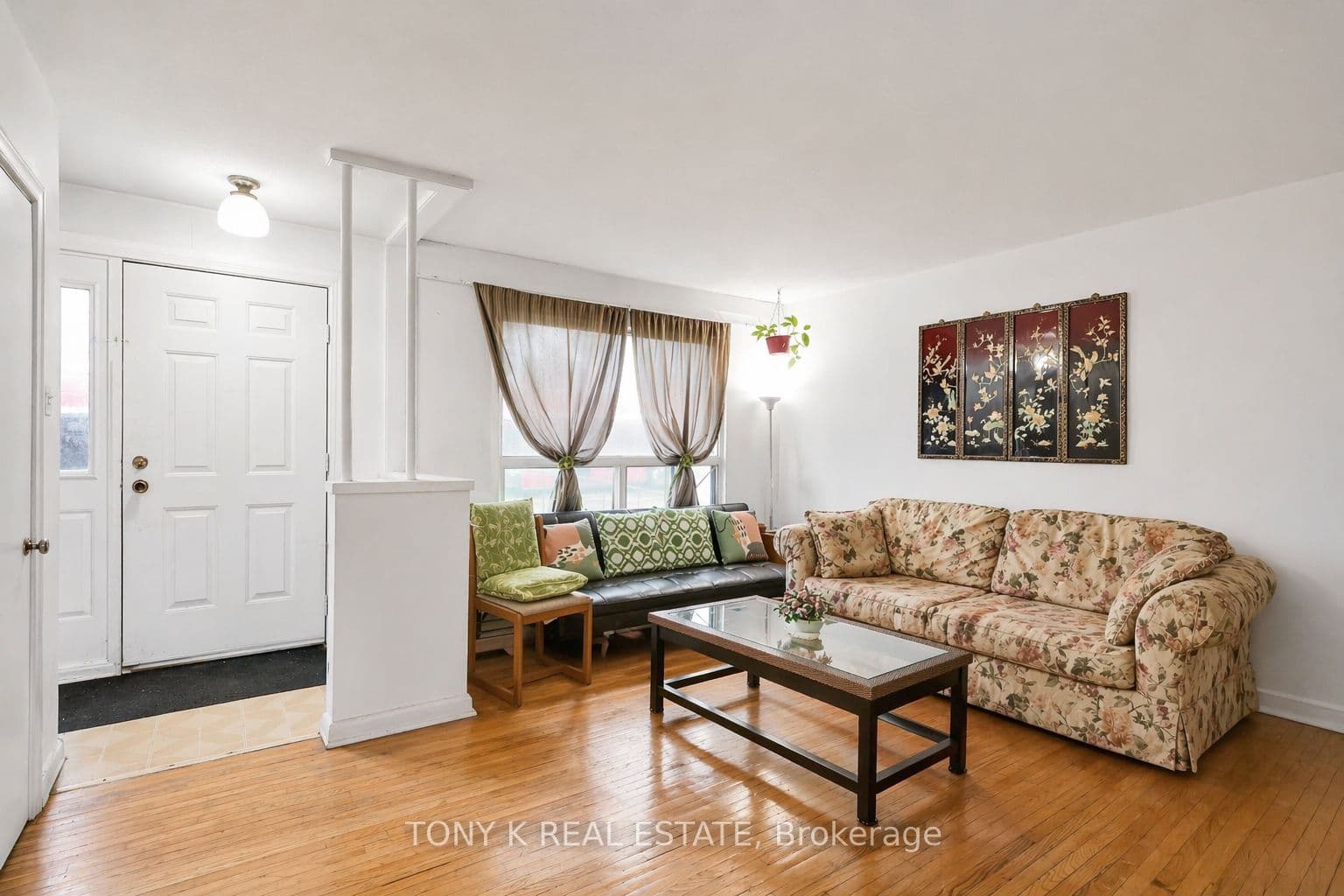 3012 Keele Street, Toronto, ON M3M 2H3