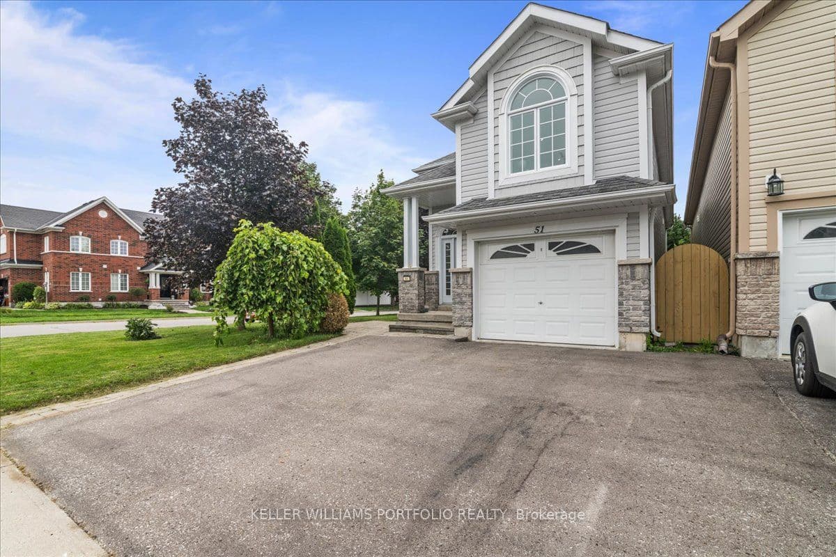 51 Squire Fletcher Drive, Clarington, ON L1C 5H8