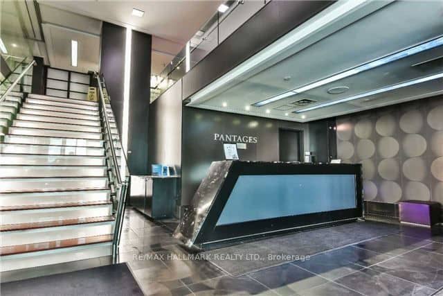 210 Victoria Street 3307, Toronto, ON M5B 2R3