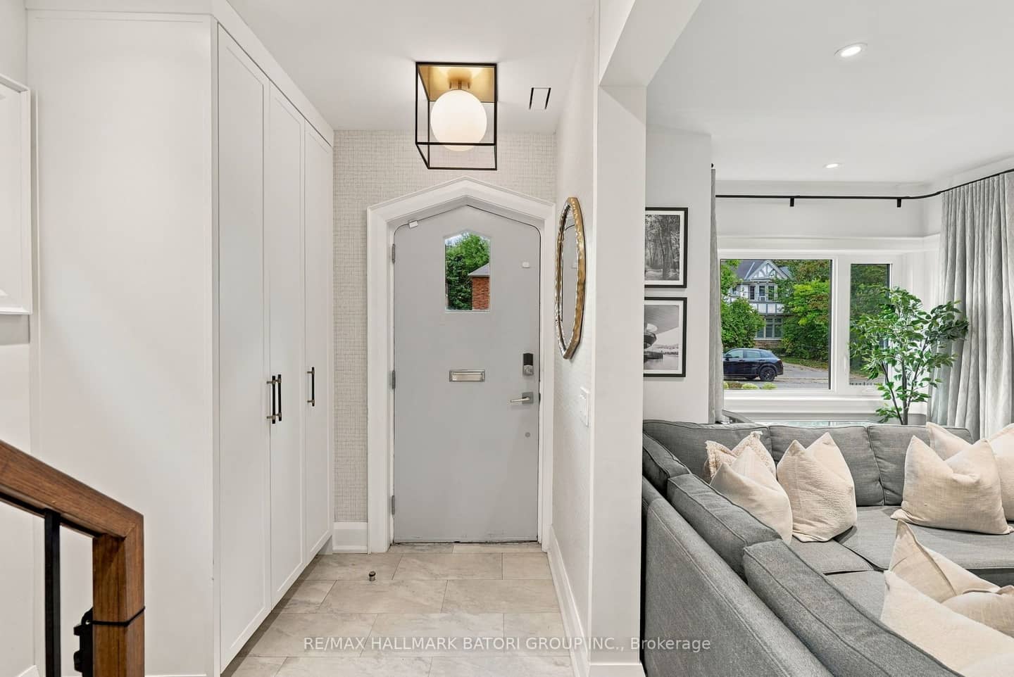 162 Chiltern Hill Road, Toronto, ON M6C 3C4