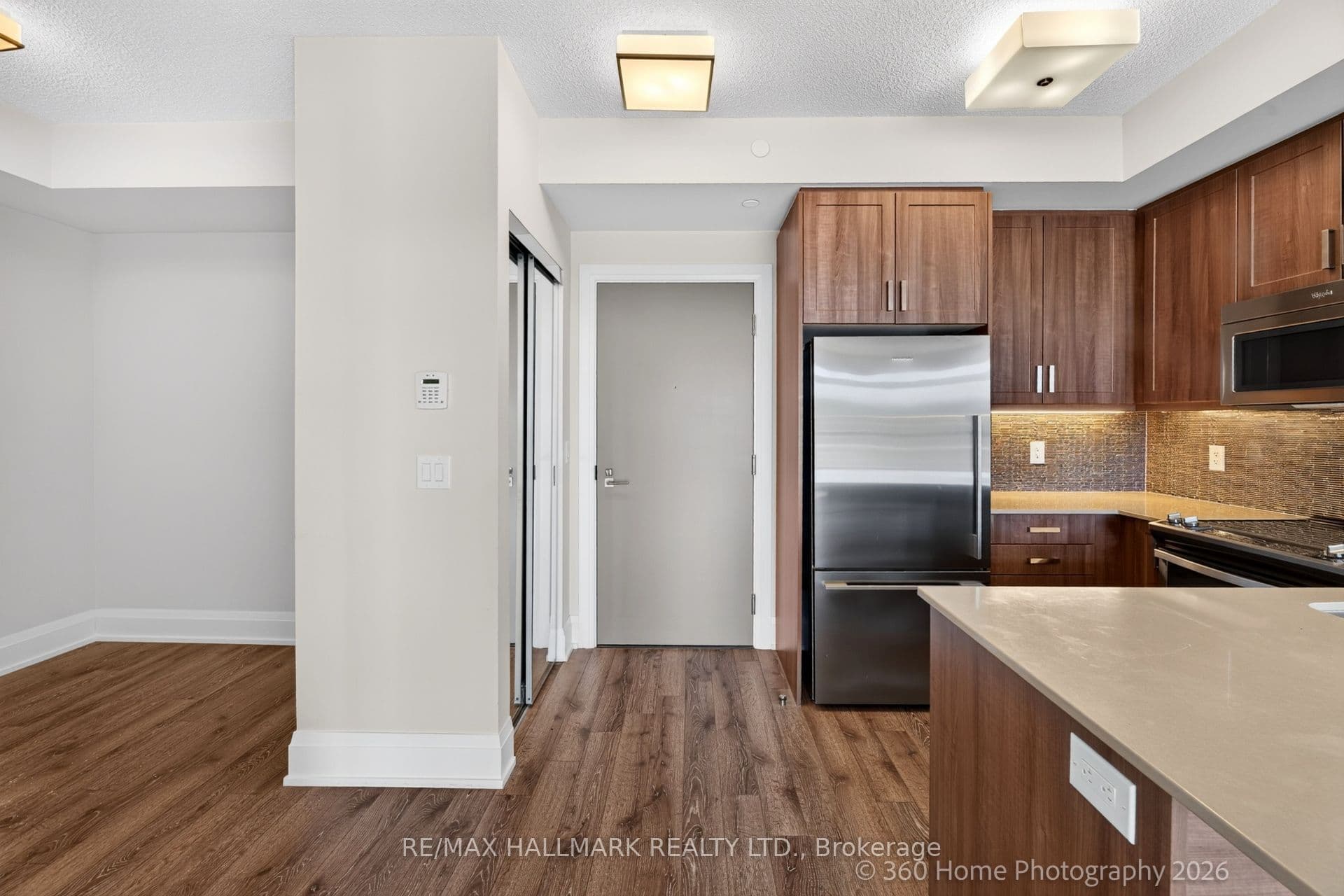2 Old Mill Drive 711, Toronto, ON M6S 0A2