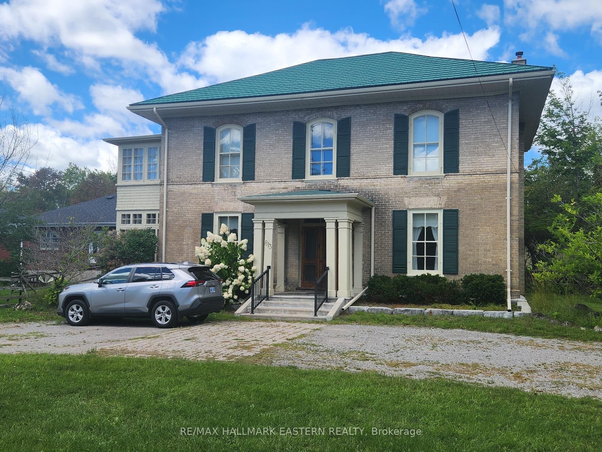 813 Water Street, Peterborough, ON K9H 3N7