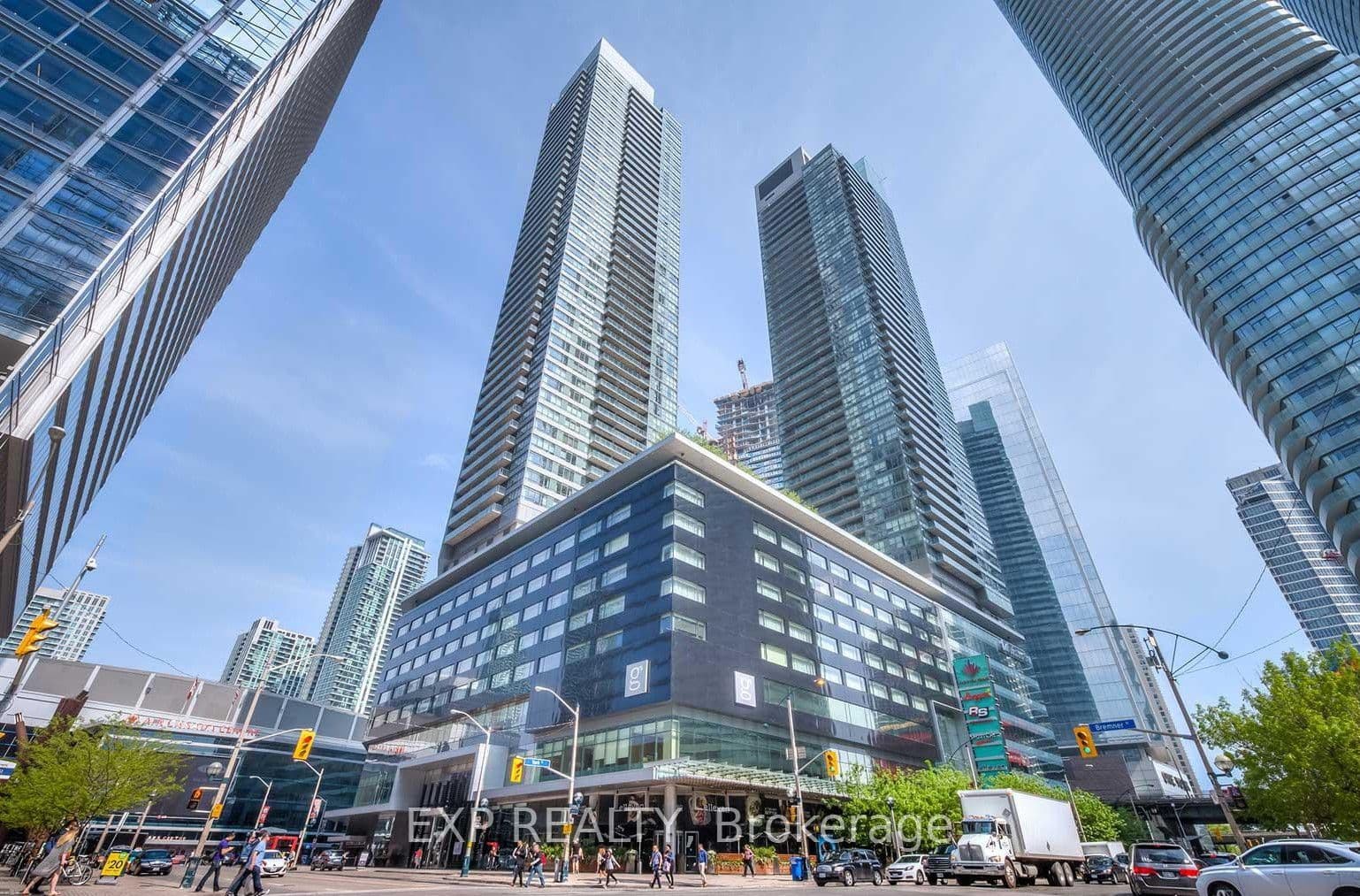 55 Bremner Boulevard 2802, Toronto, ON M5J 0A6