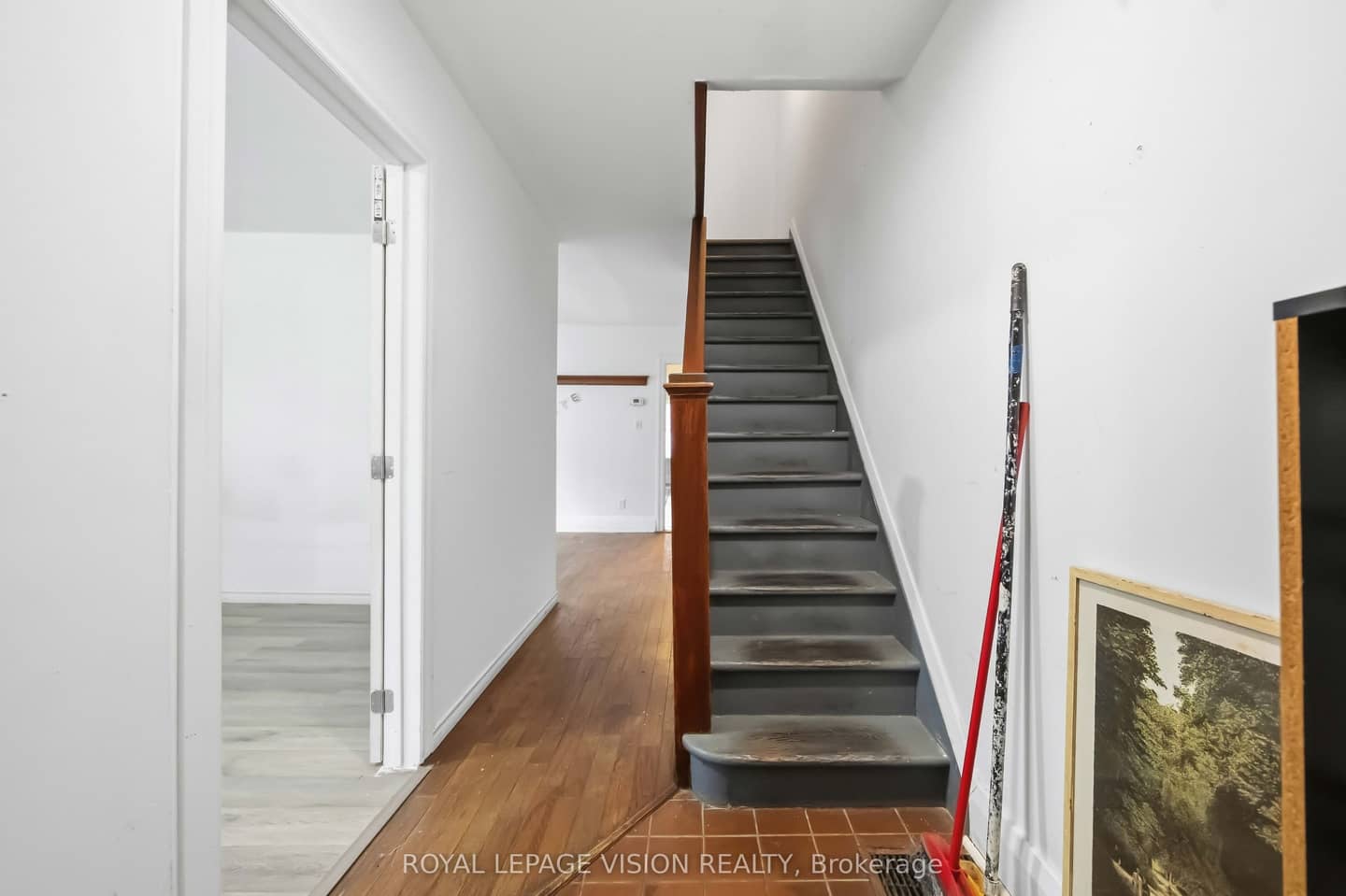 9 East Road, Toronto, ON M1N 1Z9