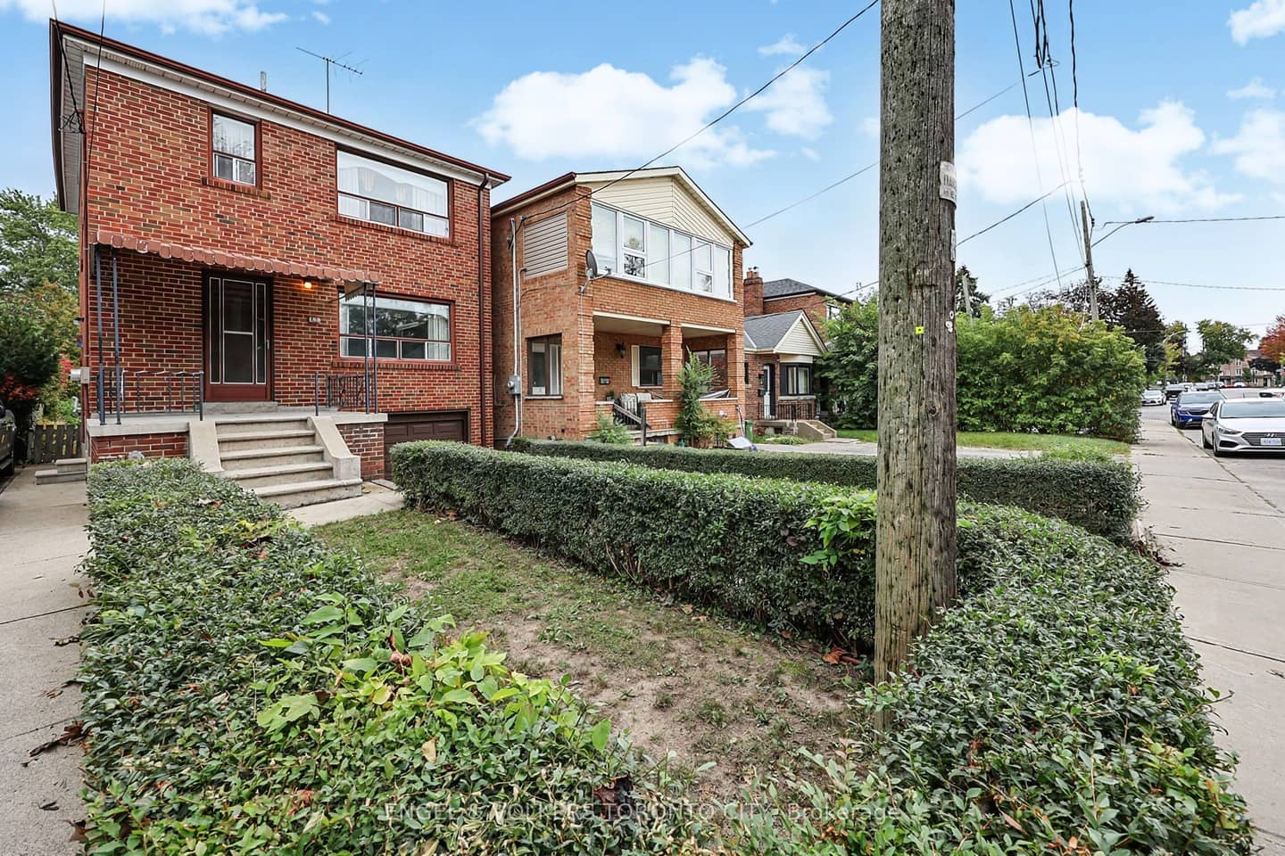 189 Locksley Avenue, Toronto, ON M6B 3N8