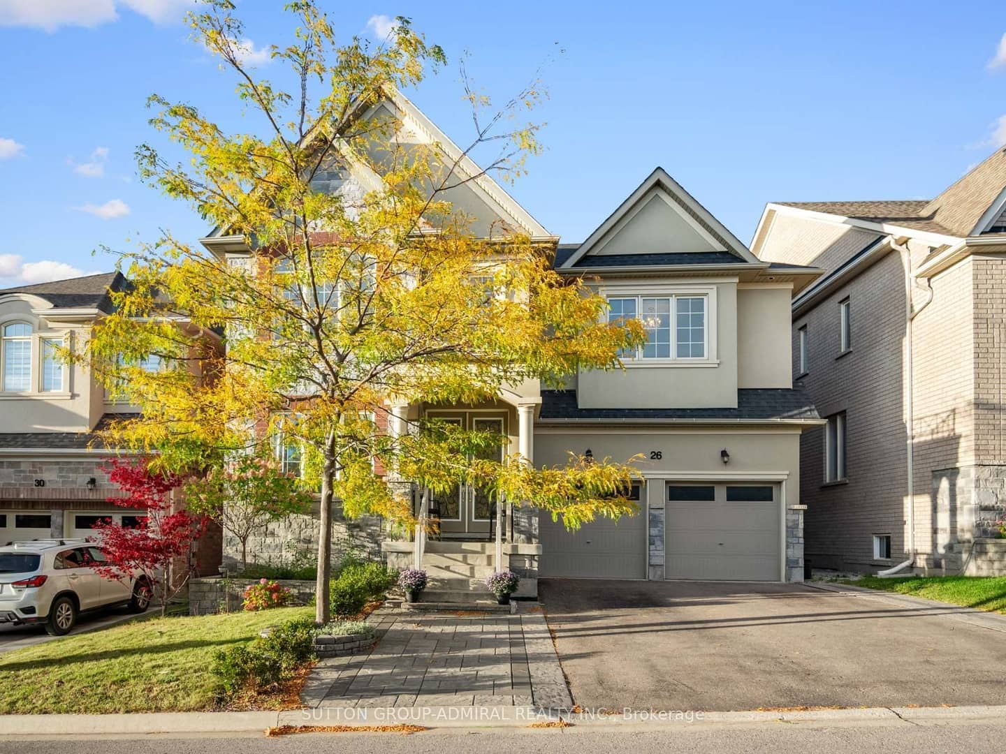 26 Blazing Star Street, East Gwillimbury, ON L9N 0S1