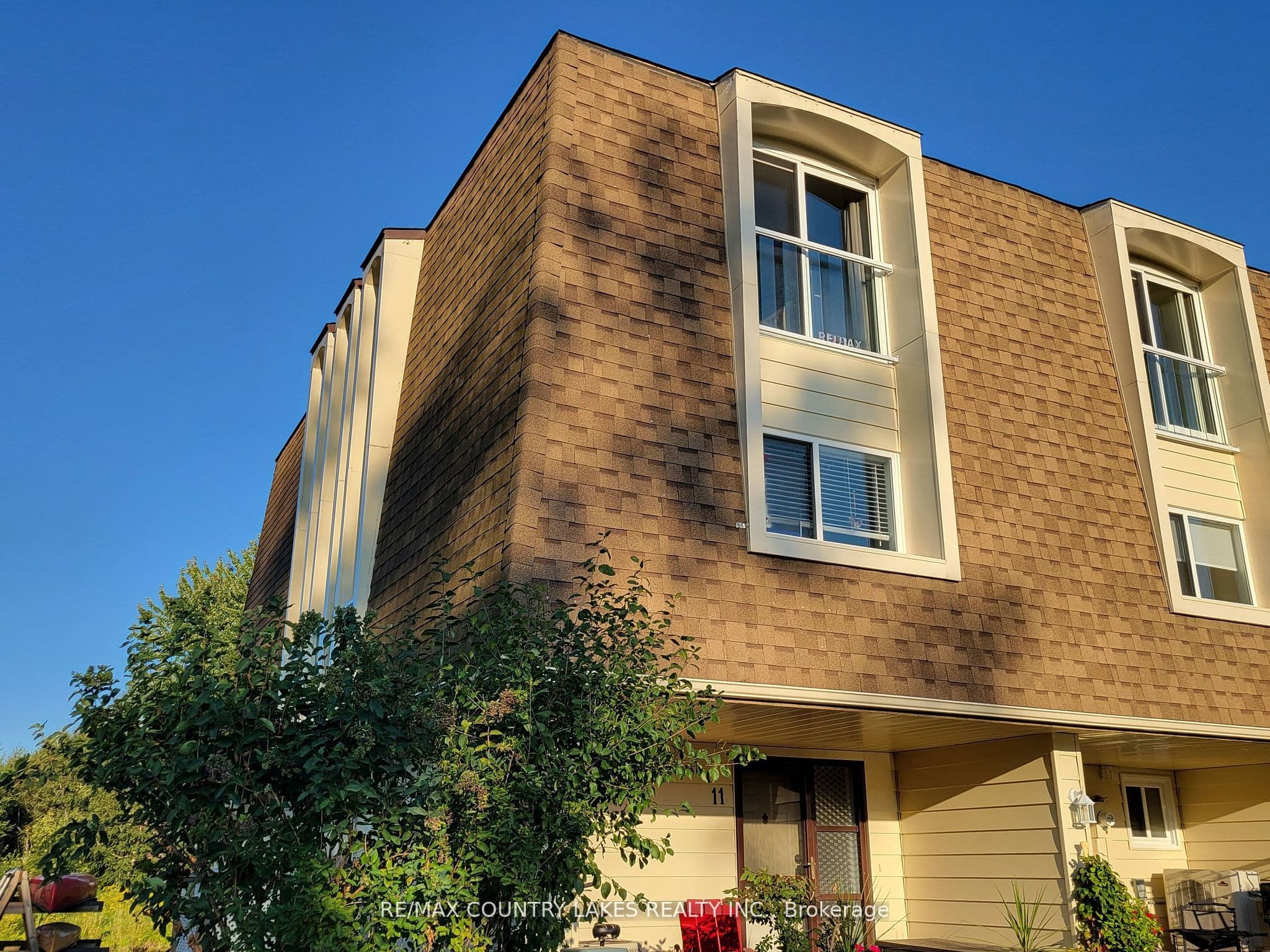 4 Paradise Boulevard 11, Ramara, ON L0K 1B0