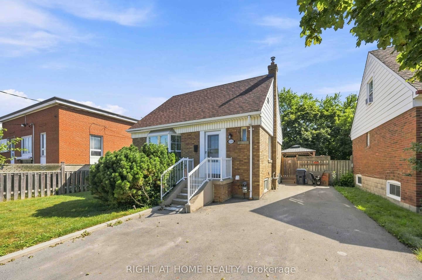 1351 Warden Avenue, Toronto, ON M1R 2R9
