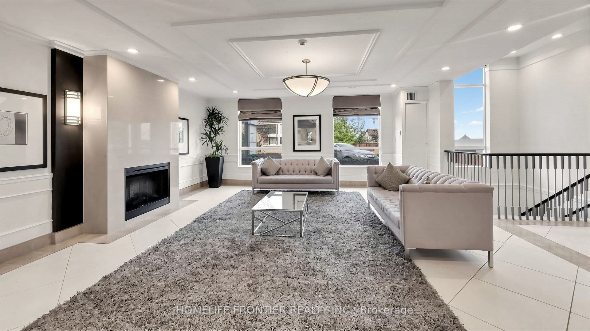 20 North Park Road 108, Vaughan, ON L4J 0G7