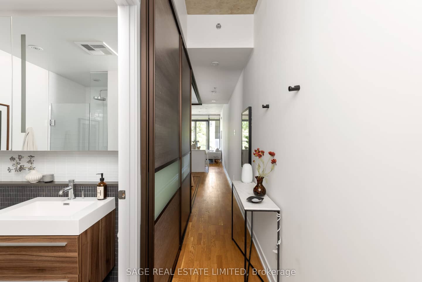 8 Dovercourt Road 216, Toronto, ON M6J 0B6