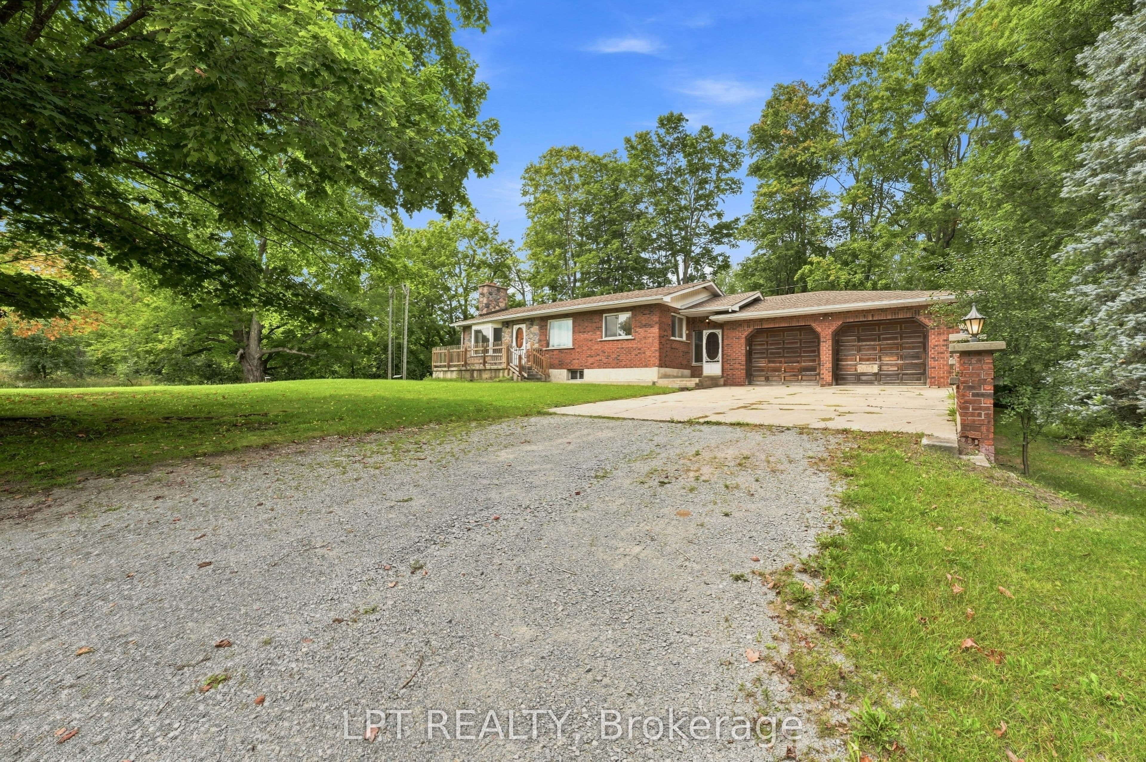 586 Hwy 47 Highway, Uxbridge, ON L9P 1R1