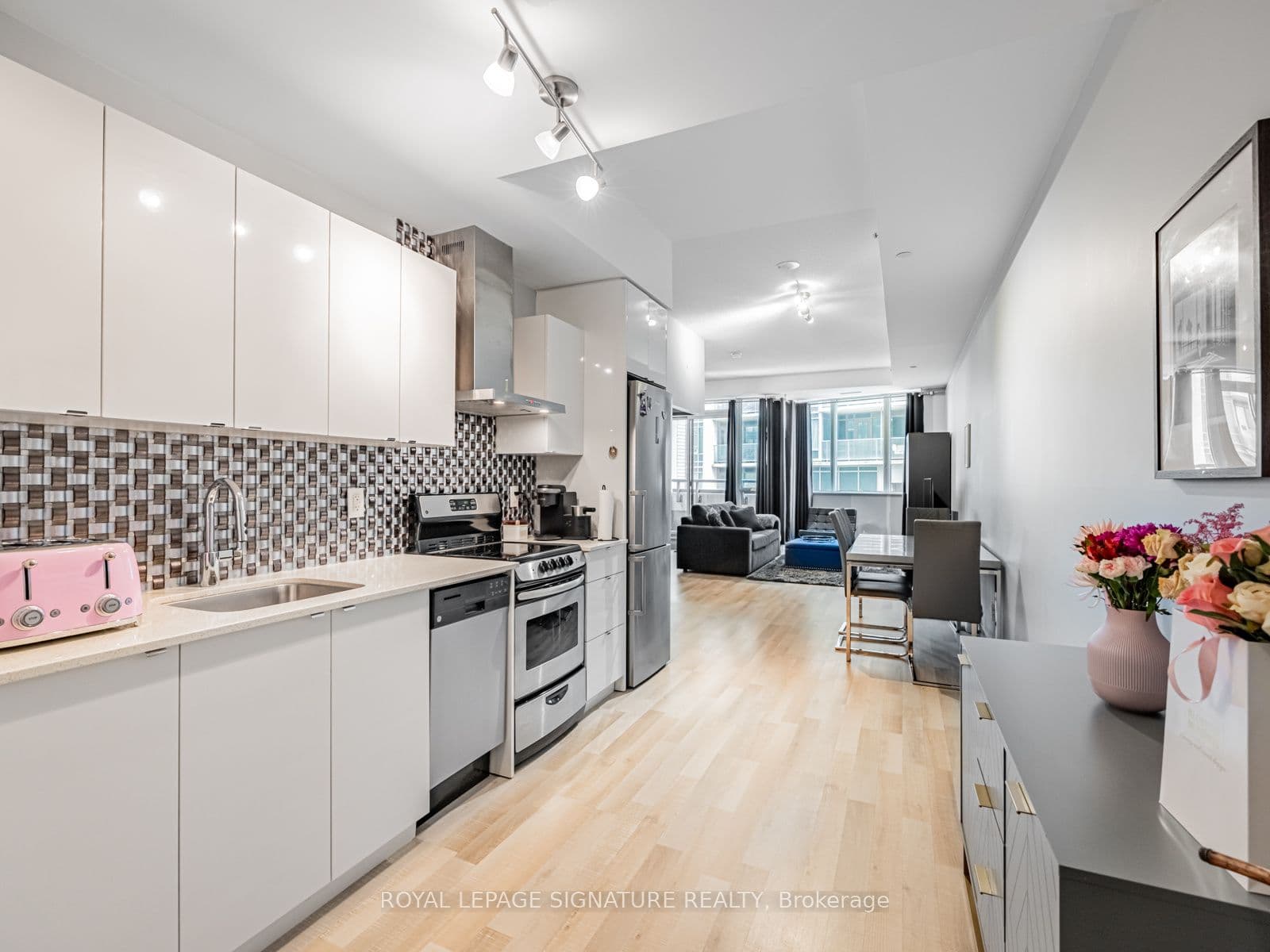 51 East Liberty Street 202, Toronto, ON M6K 3P8