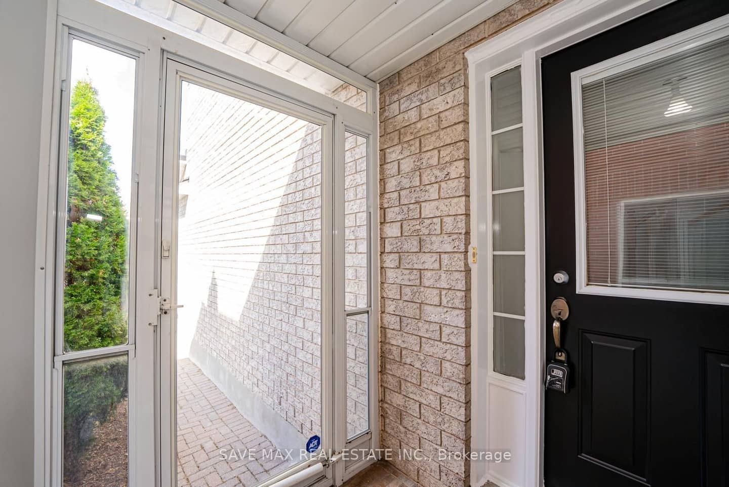 1148 Windbrook Grove, Mississauga, ON L5V 2V1
