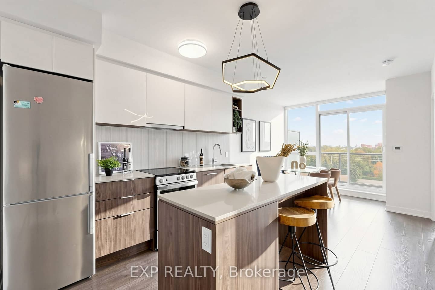 31 Tippett Road 611, Toronto, ON M3H 0C8