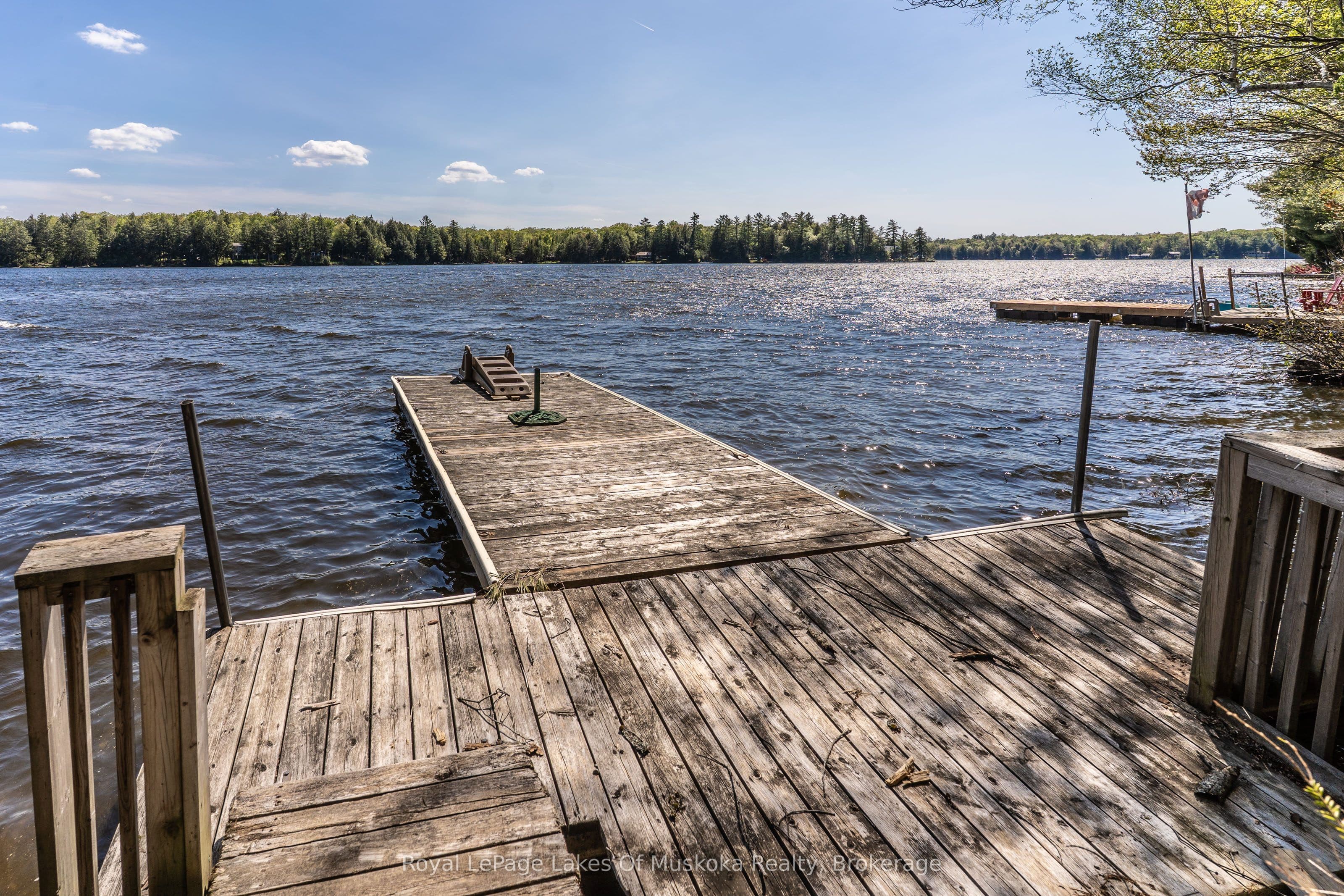 1082 Lakeshore Drive S, Bracebridge, ON P1L 1X3
