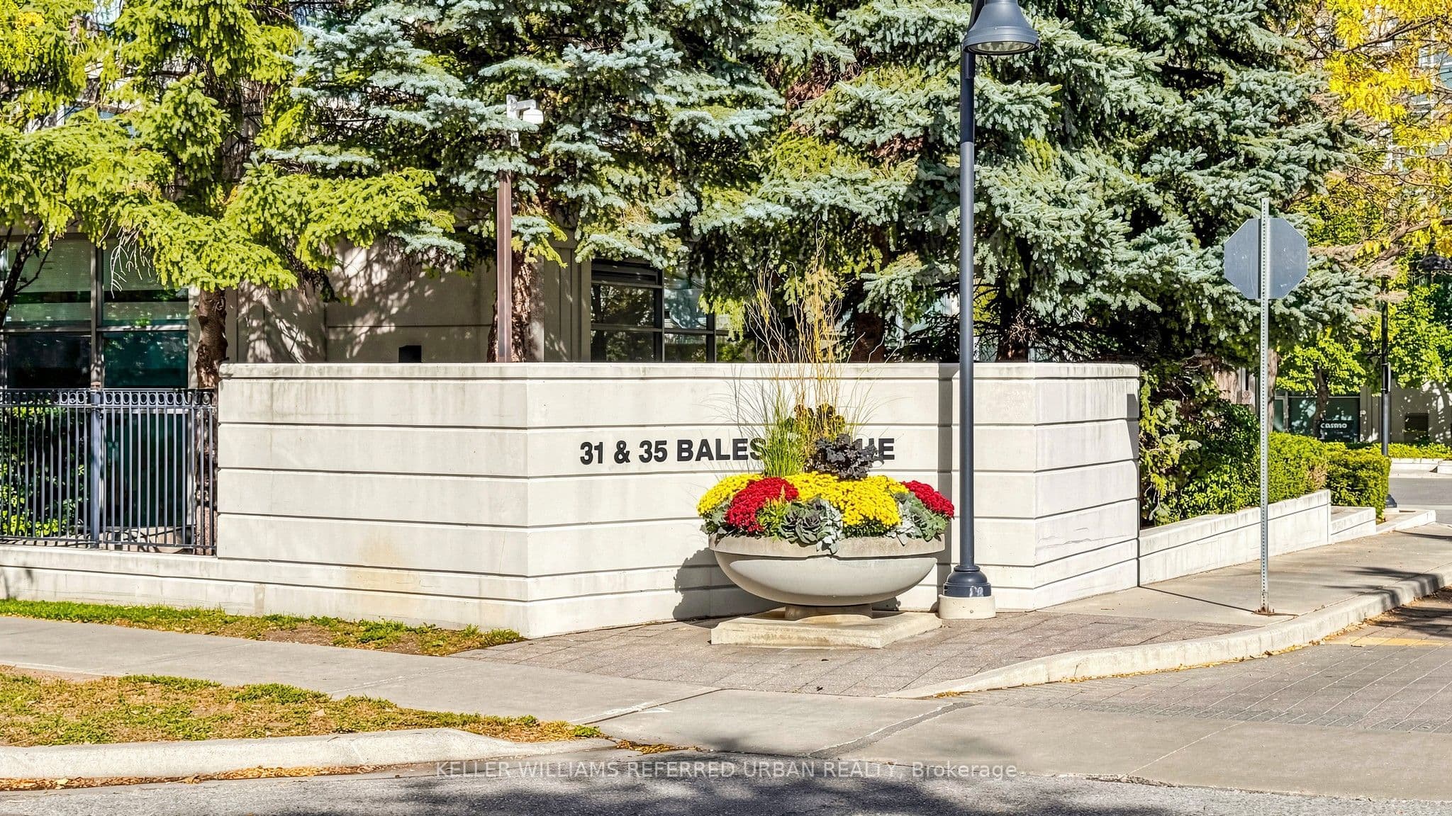 35 Bales Avenue 511, Toronto, ON M2N 7L7