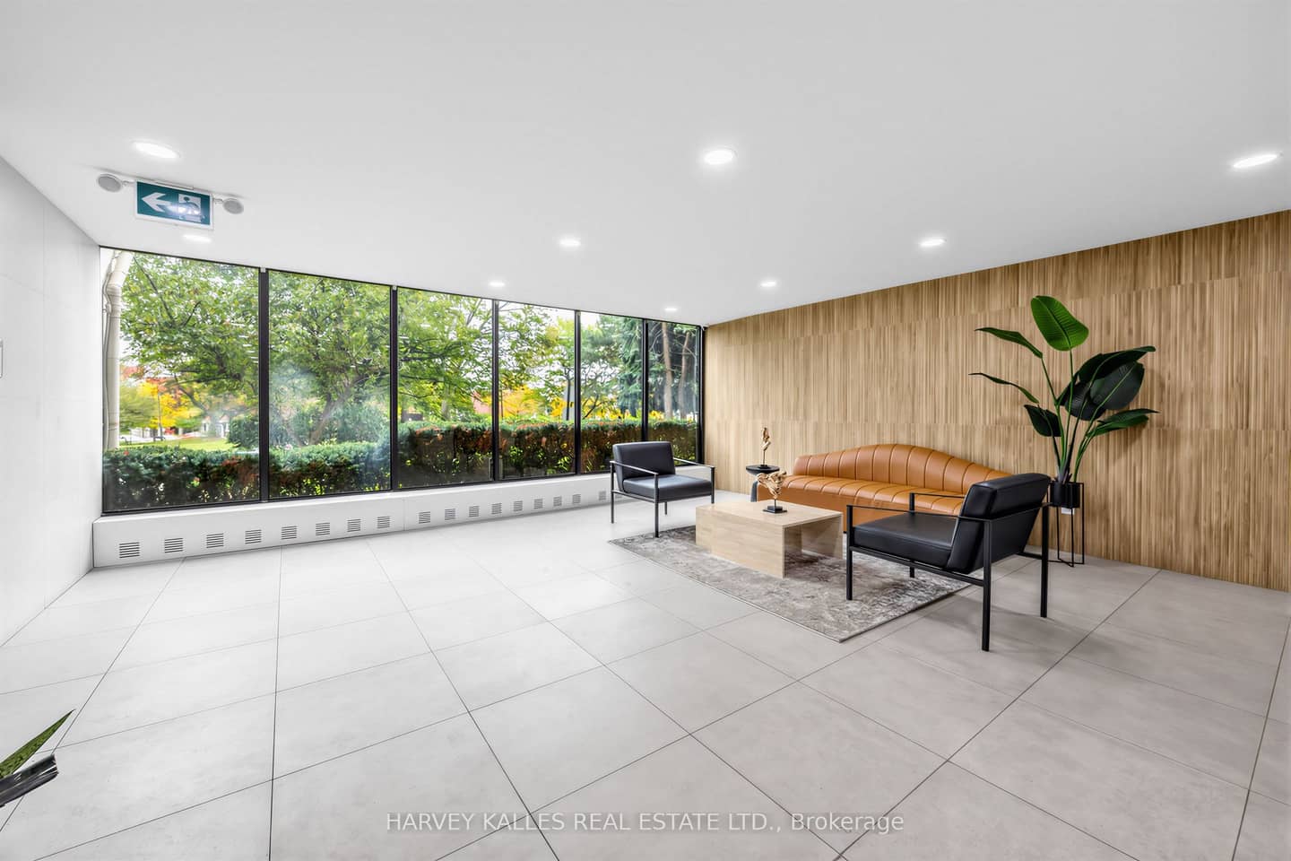 100 Echo Point 1801, Toronto, ON M1W 2V2