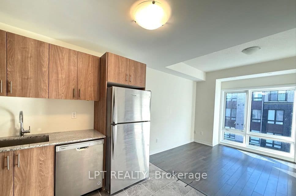 25 Priya Lane 7, Toronto, ON M1B 0E8