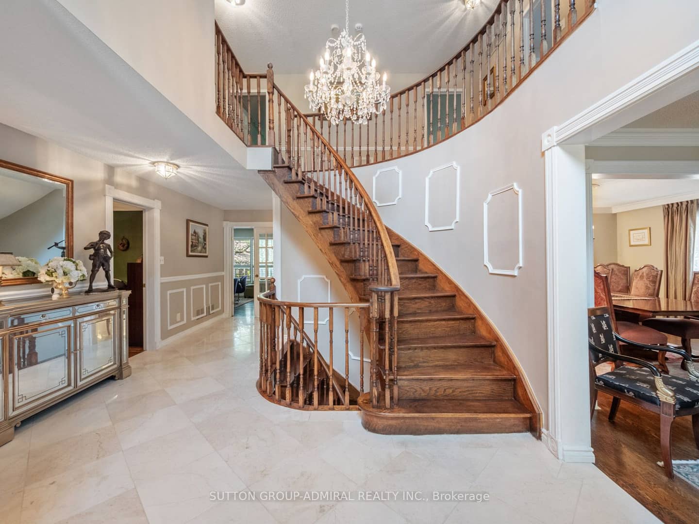 49 Miriam Crescent, Richmond Hill, ON L4B 2P8