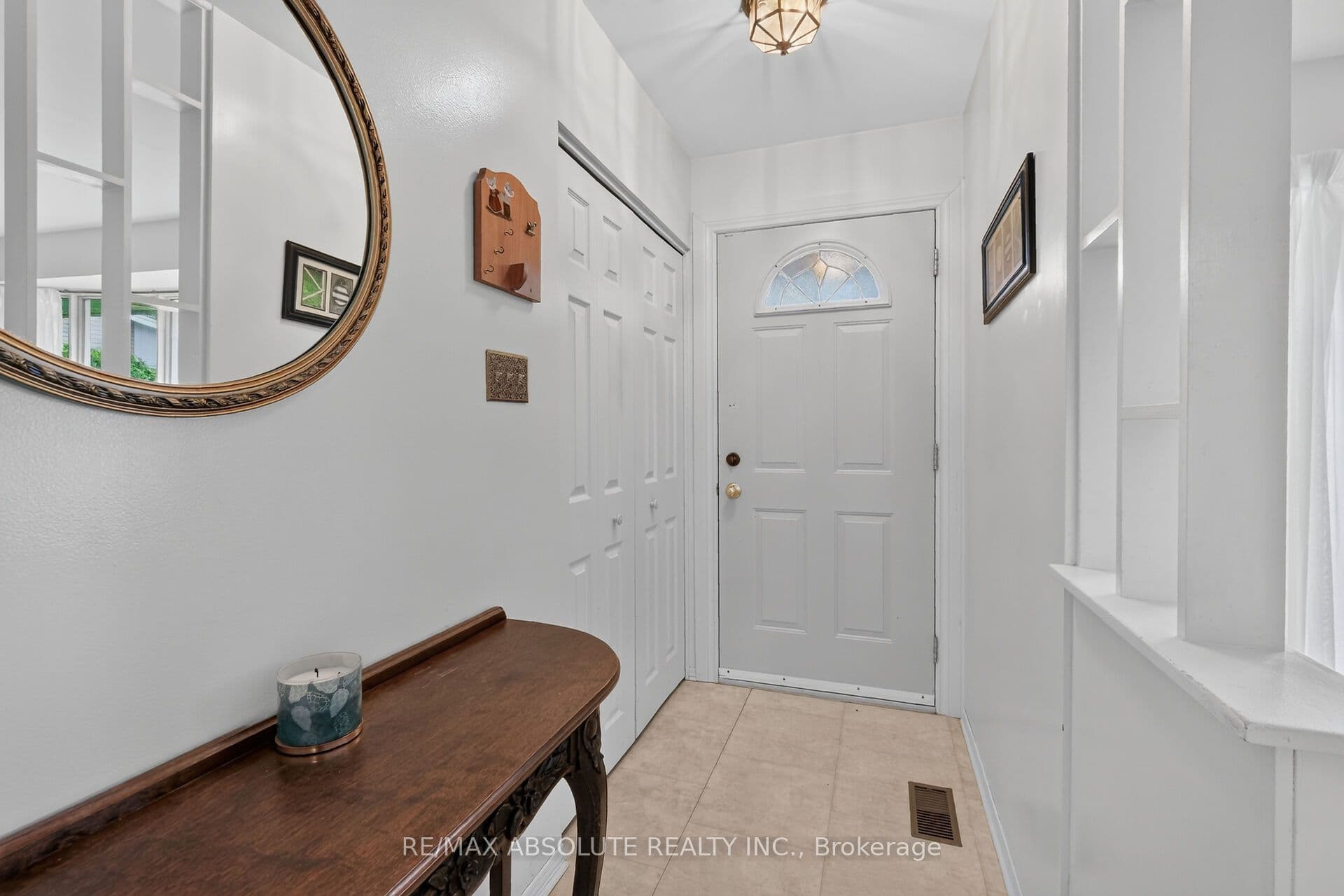 59 Evergreen Drive, Bells Corners and South to Fallowfield, ON K2H 6C5