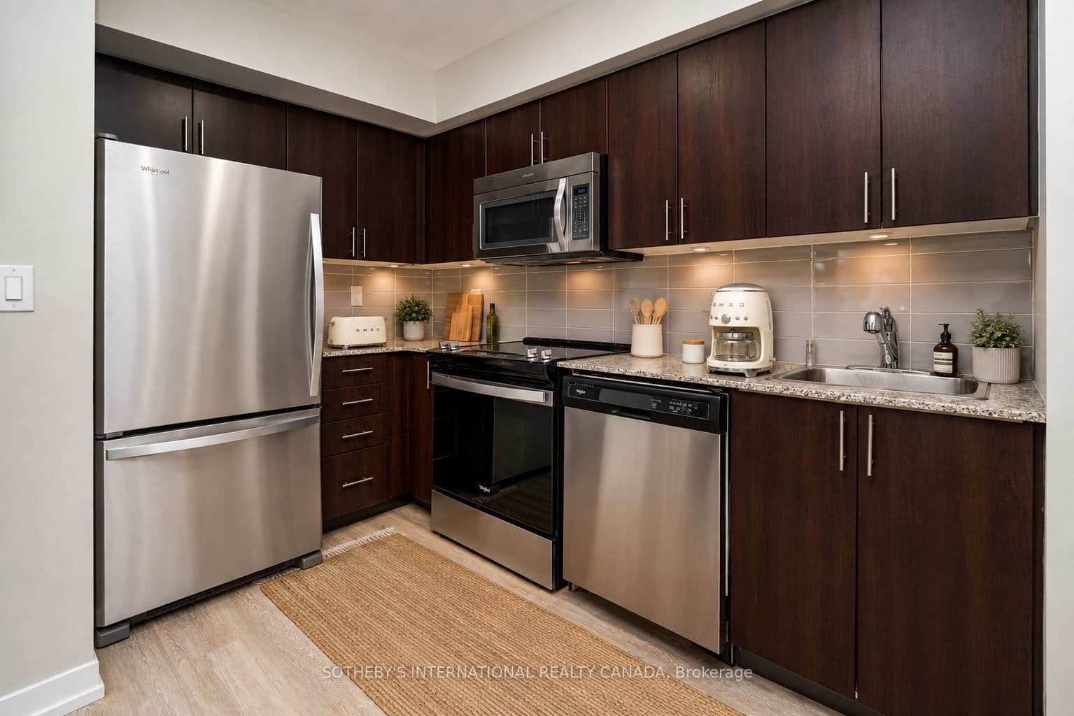 1420 Dupont Street 506, Toronto, ON M6H 0C2