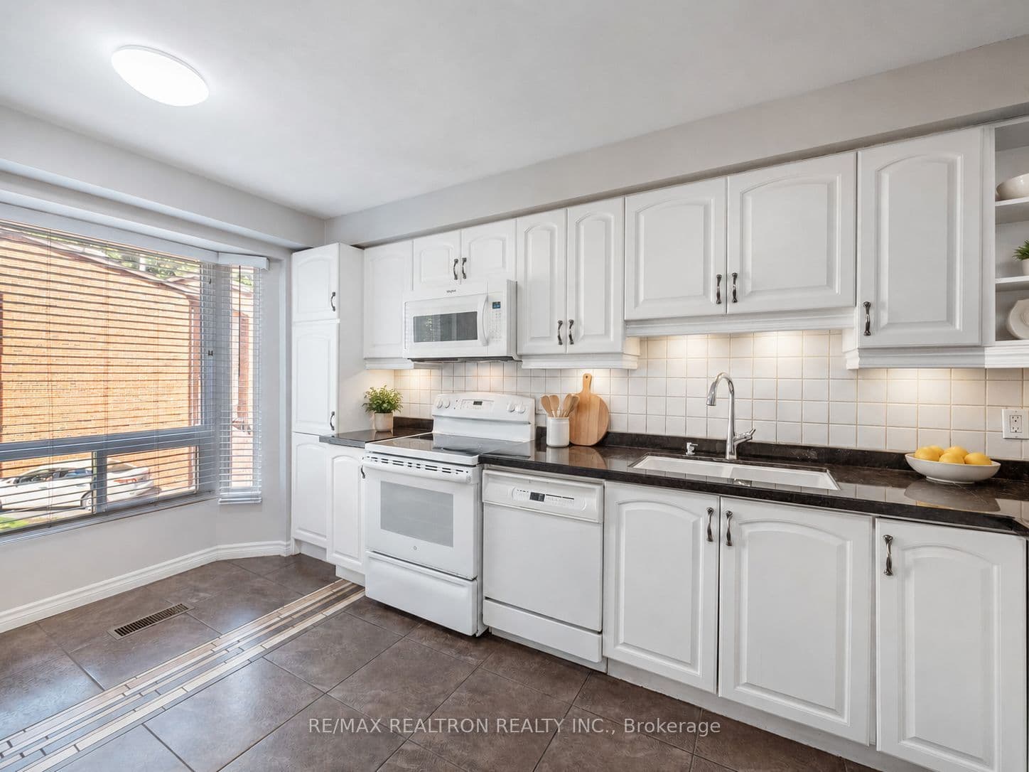 43 Wild Gingerway Road, Toronto, ON M3H 5W9
