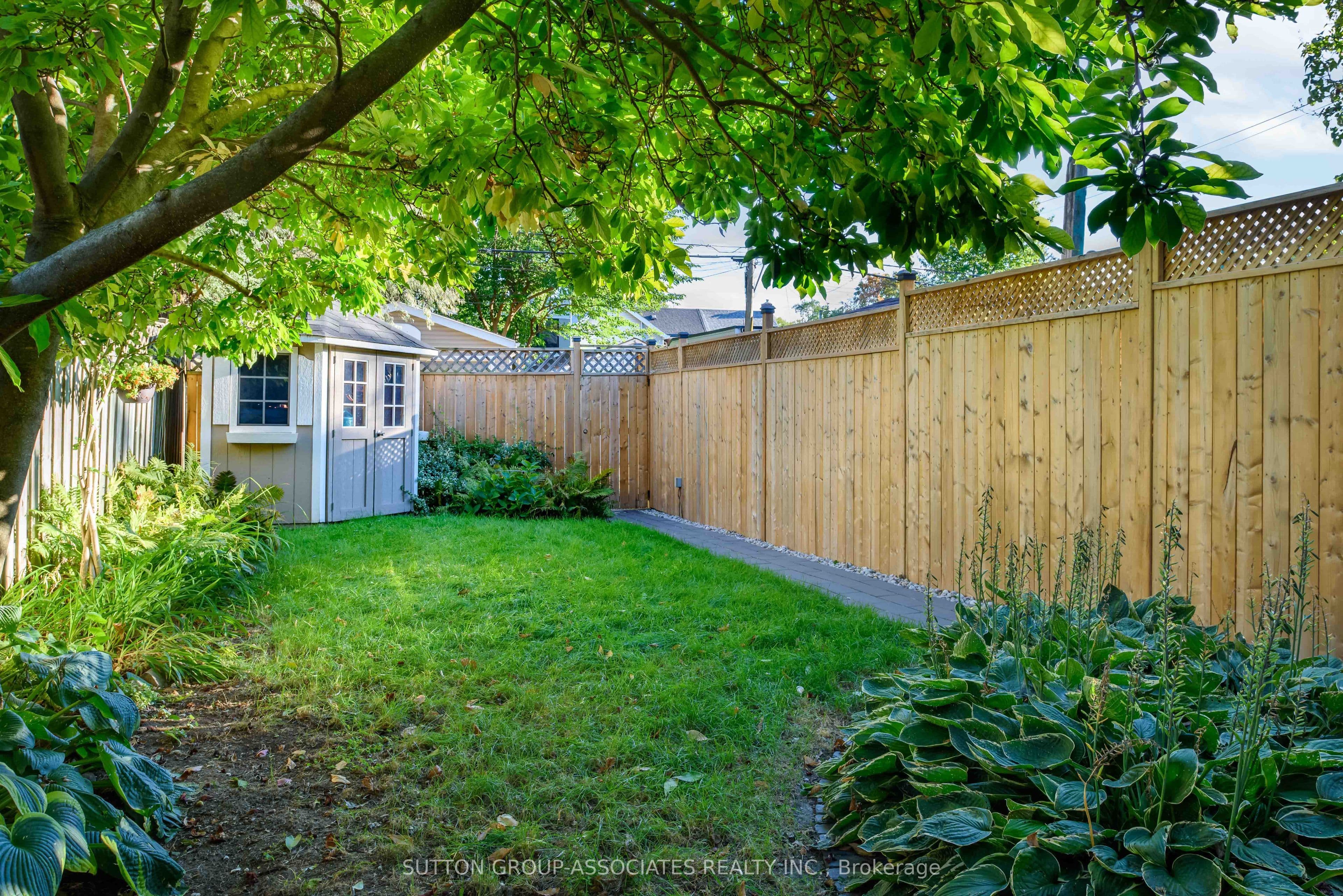 47 Hocken Avenue, Toronto, ON M6G 2K1