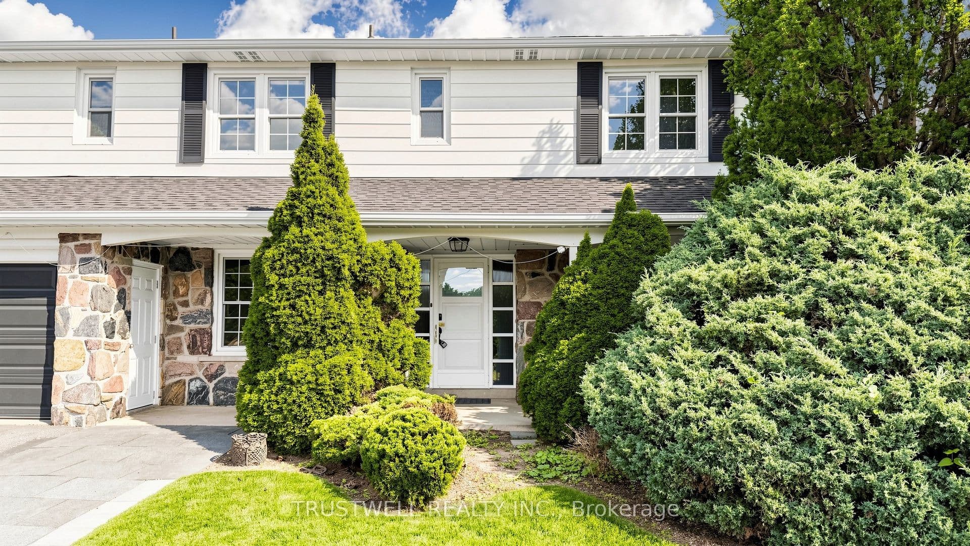 23 Shawfield Crescent, Toronto, ON M3A 1R9
