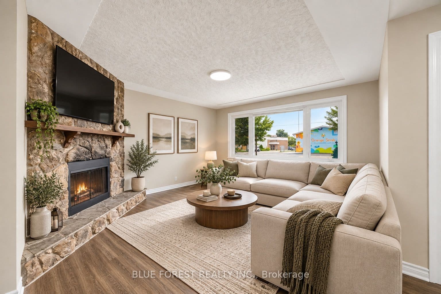 1688 Trafalgar Street, London East, ON N5W 1X3