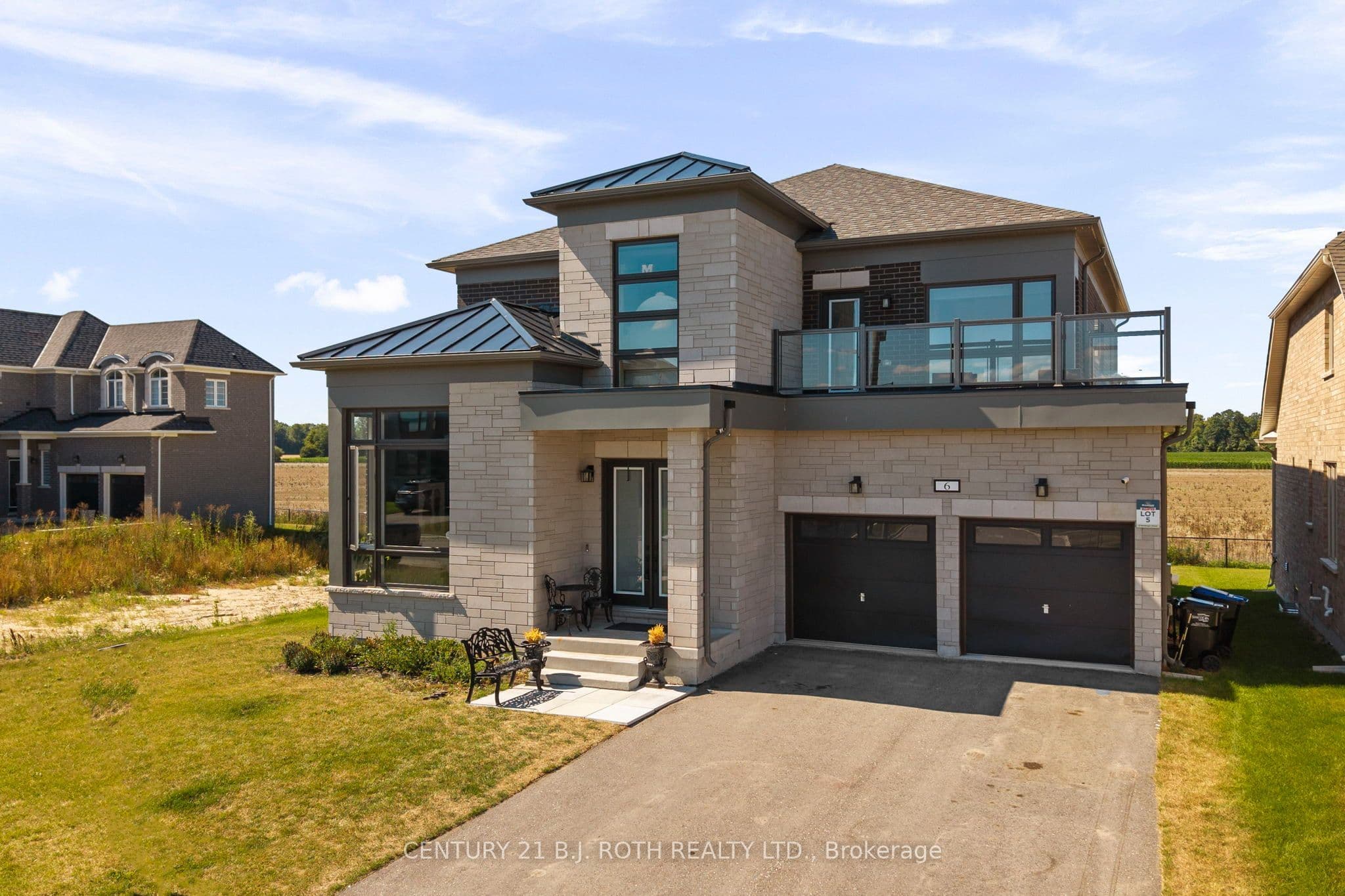 6 Henderson Street, Essa, ON L3W 0A9