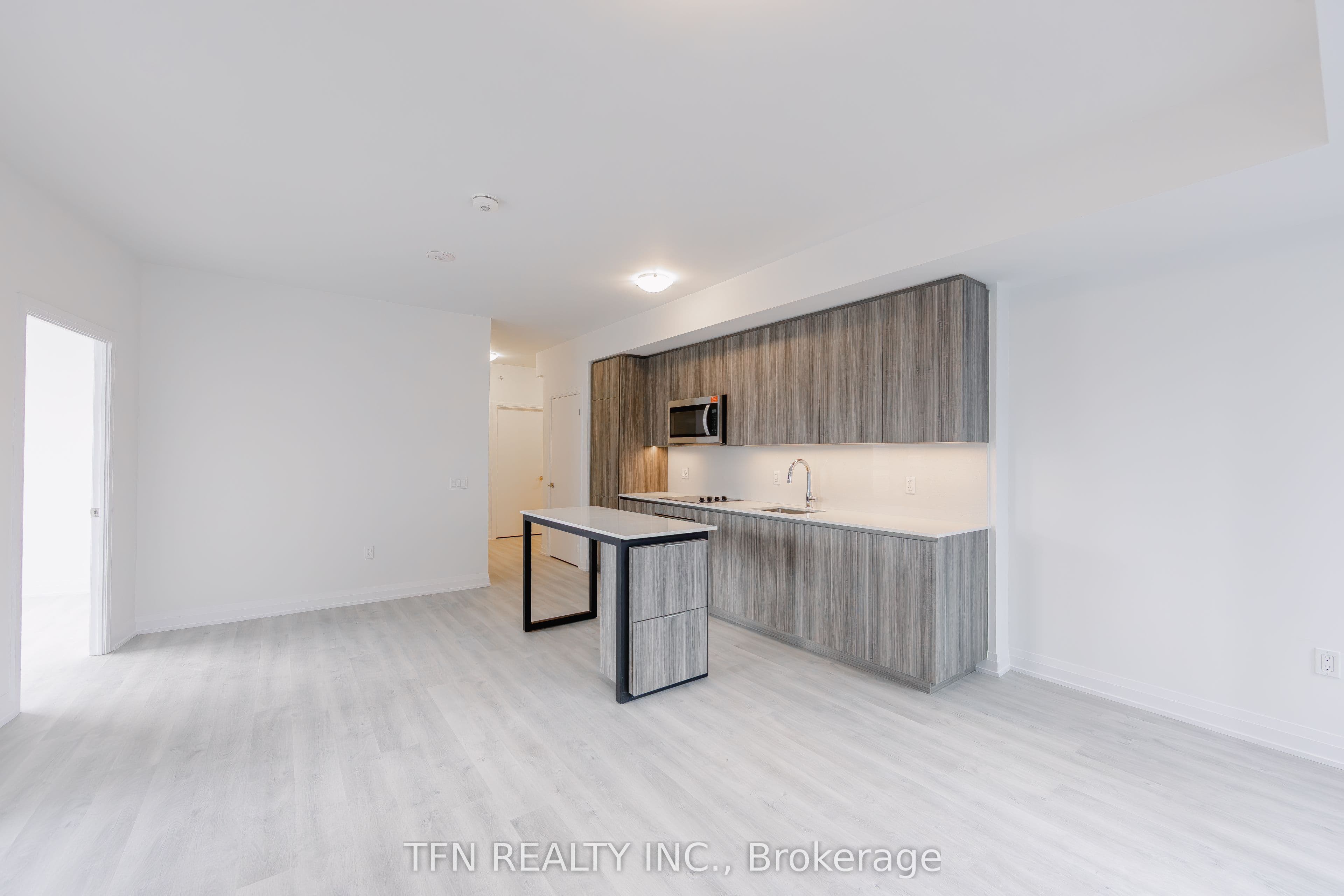 15 Richardson Street 1318, Toronto, ON M5A 0Y5