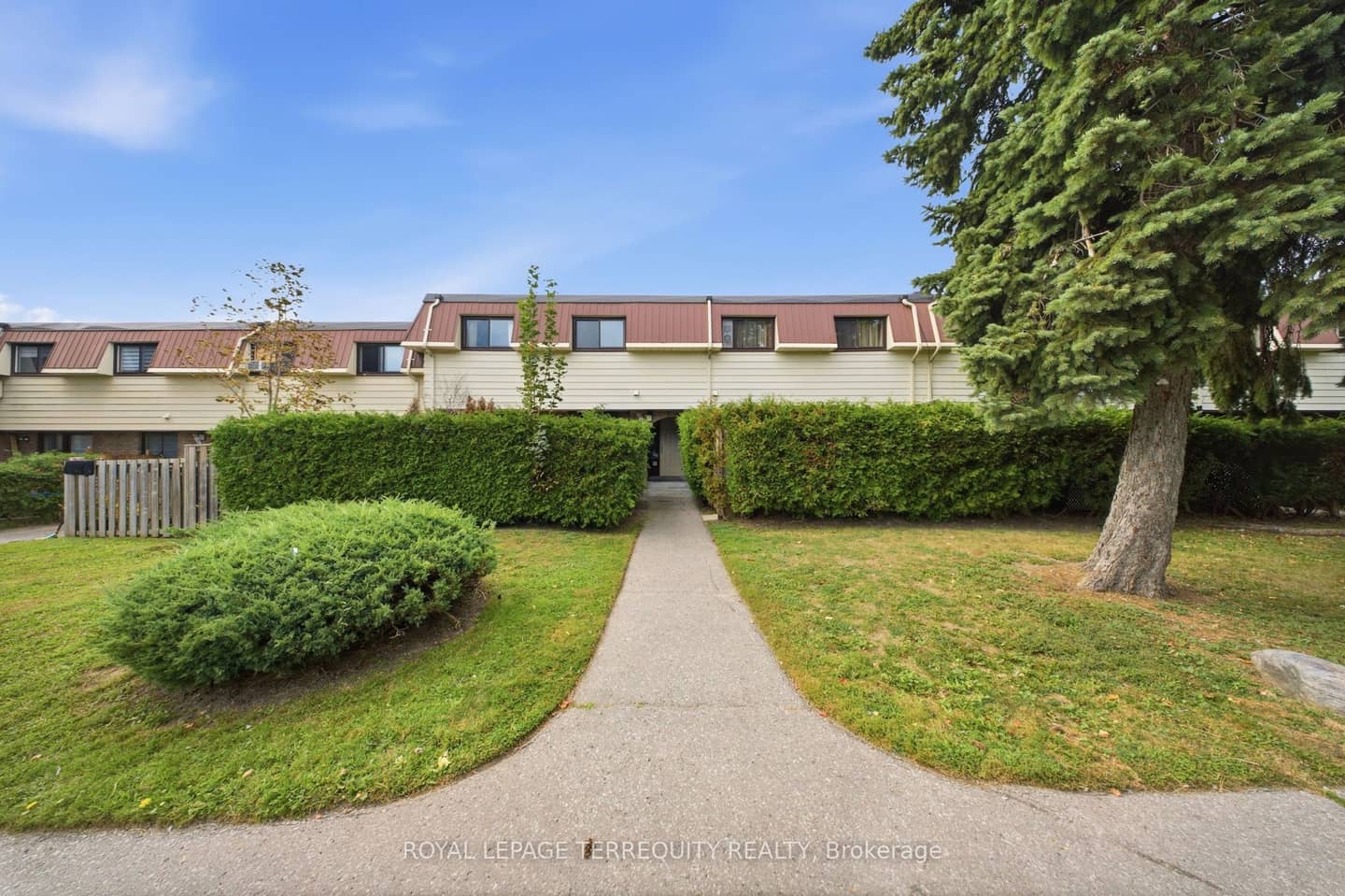 506 Normandy Street 21, Oshawa, ON L1H 7N8