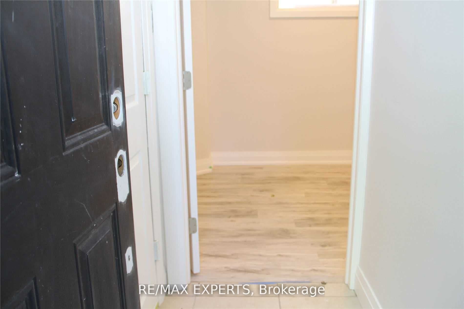 599 Glencairn Avenue Bsmt, Toronto, ON M6B 1Z6